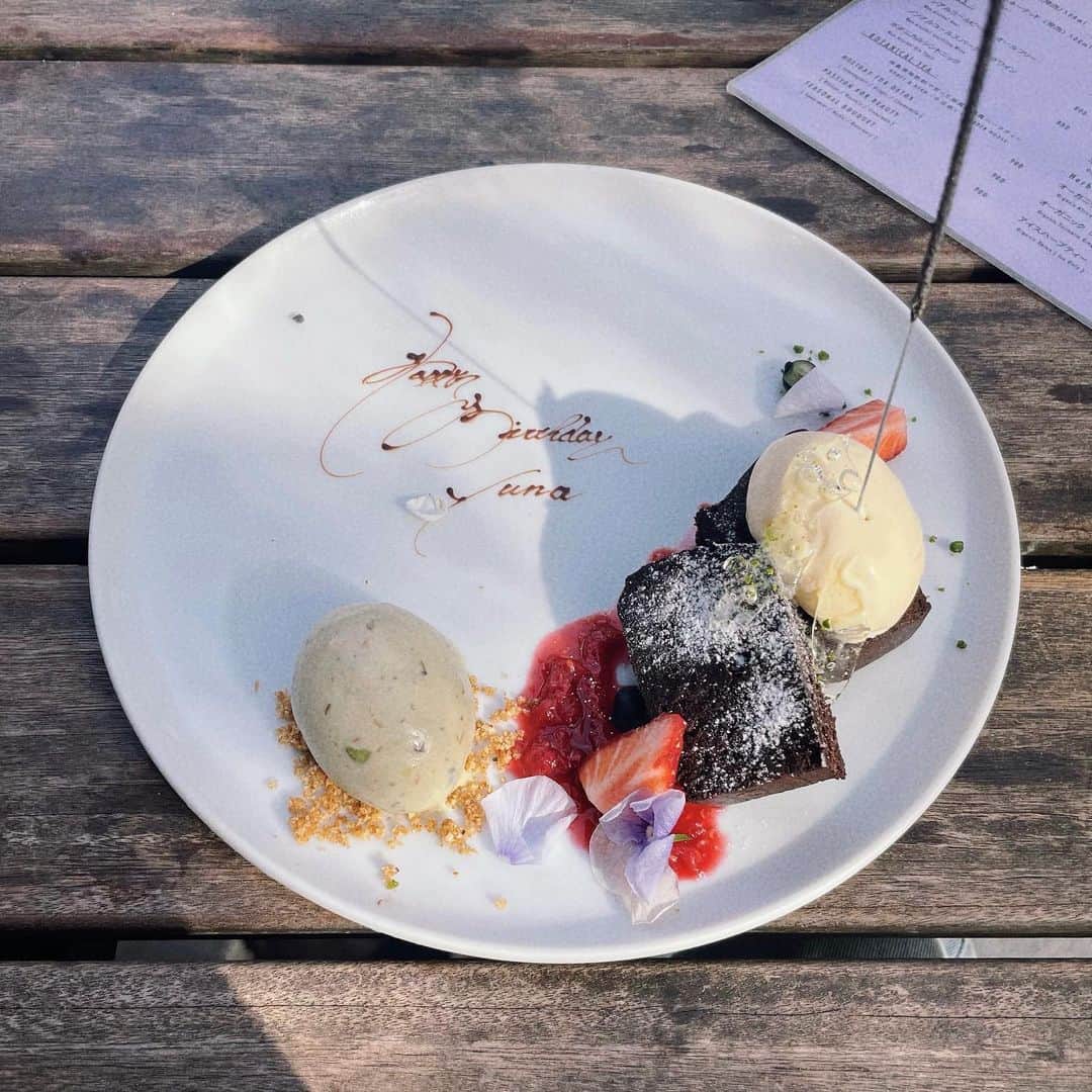 卯余野陽菜乃のグルメインスタ