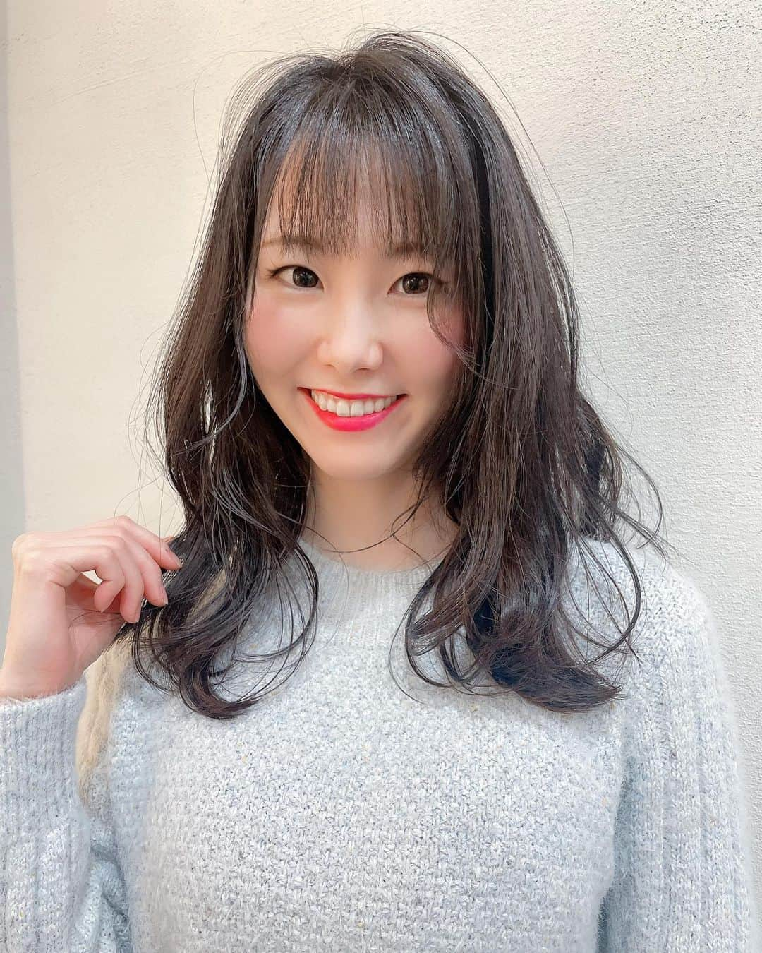 湊月莉子さんのインスタグラム写真 - (湊月莉子Instagram)「超絶久々の美容室💇‍♀️💕伊藤さんありがとうございました🌈#カット #カットモデル募集 #セミロング #美容師さんと繋がりたい #モデルさんと繋がりたい #美男美女と繋がりたい #model @ito_pilina」3月19日 20時57分 - le_petit_prince6