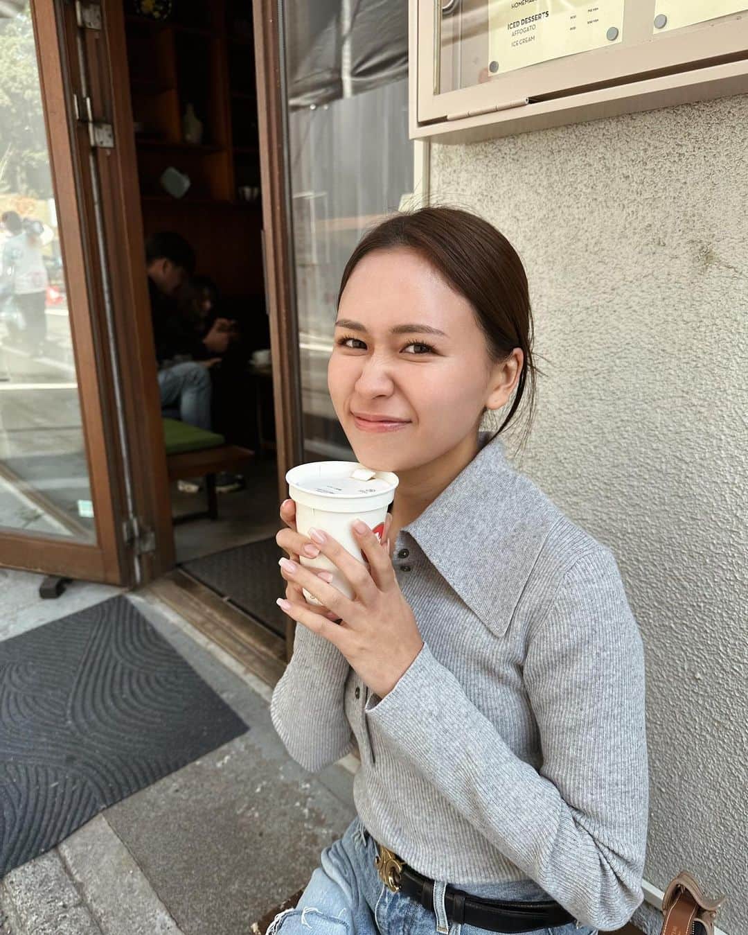 森英奈さんのインスタグラム写真 - (森英奈Instagram)「載せ直し失礼っ😳🙏🏻  カップの開け方がわからなくてずっと飲みにくかった〜」3月19日 21時55分 - hana_mori18