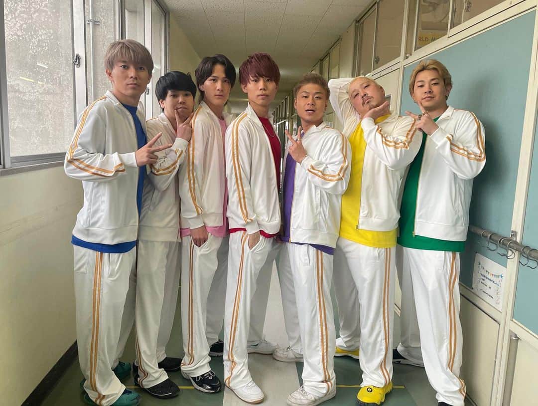 のインスタグラム：「・ 【GENERATIONS高校TV出演】 スクワッド初のAbemaTVに出演してきました！  7人全員でこのような大きな撮影に出れて本当に嬉しかったです！  まだ動画見てない方がいたら 是非動画見てください！  YouTube以外でもたくさん活躍して、皆さんにいい報告が出来るように頑張るので これからも応援よろしくお願いします！」