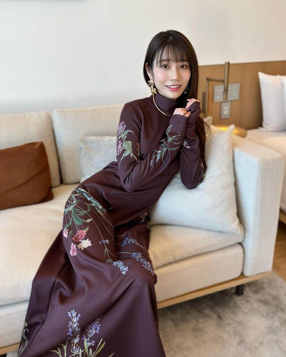 河北彩花さんのインスタグラム写真 - (河北彩花Instagram)「⁡ ⁡新しいお気に入りのワンピース🥀𓂃𓈒𓏸︎︎︎︎ ⁡ 京都に着ていった ...