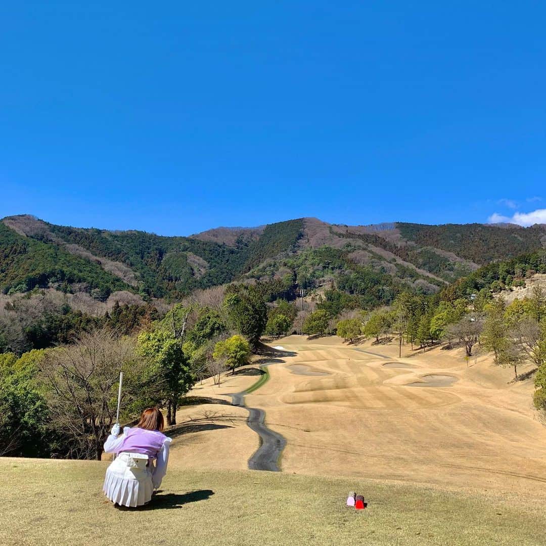 山岸楓さんのインスタグラム写真 - (山岸楓Instagram)「今日のゴルフは 前回より楽しさが勝って  引越ししたけも練習しようと思いました笑」3月19日 22時39分 - 01nkae_____eden07