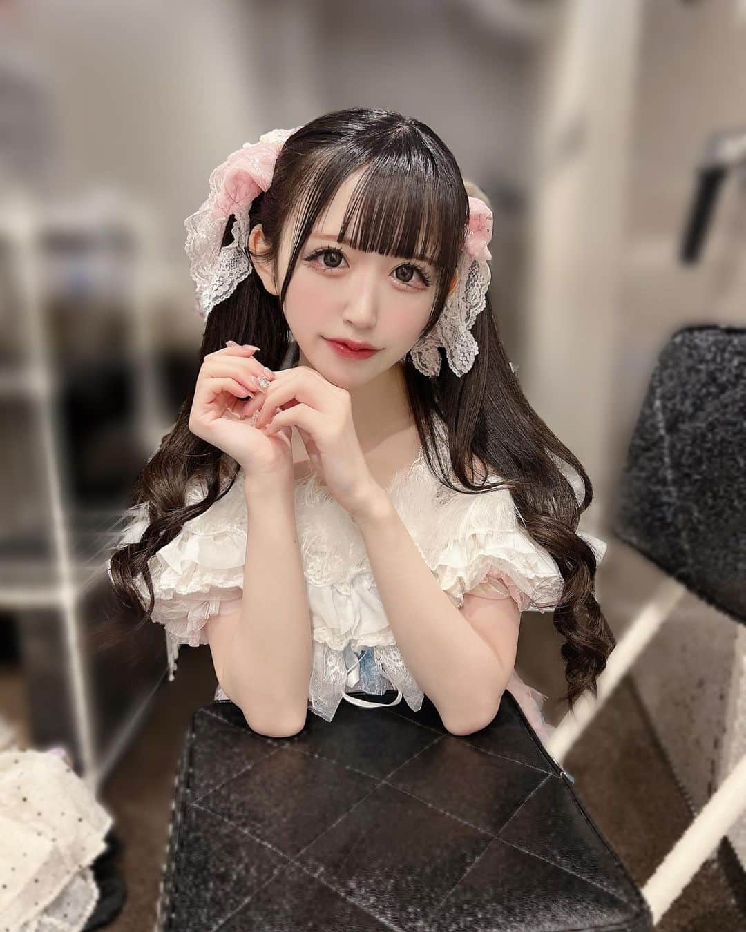 大月美雨さんのインスタグラム写真 - (大月美雨Instagram)「🌻⁡ ⁡ ⁡ #粉我 #アイドル #地下アイドル #f4f #followforfollowback #follow4like #いいね返し #japanesegirl #自撮り #自発ください #likeforlike #instagood #量産 #美男美女と繋がりたい #followme #cosplay #cosplaygirl #idol #idol #メイドカフェ #maid #japanesegirl #コンカフェ #デート　#맞팔해요 #맞팔 #선팔하면맞팔　#彼女　#隠しきれないオタク#隠しきれないヲタク　#セルカ　#meid ⁡」3月19日 23時37分 - otsuki_miu