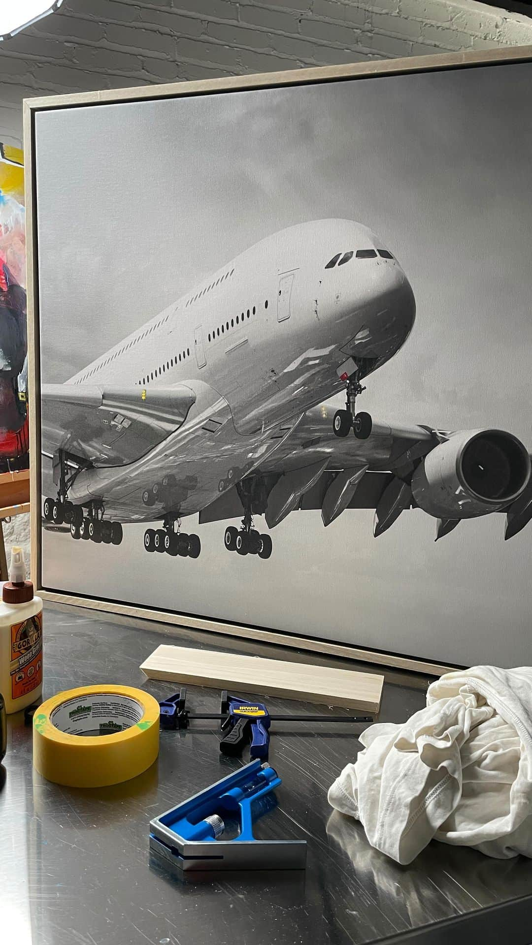 Adam Senatoriのインスタグラム：「Completed framing “Bigfoot” @airbus A380 24x36” print. I learned a thing or two.」