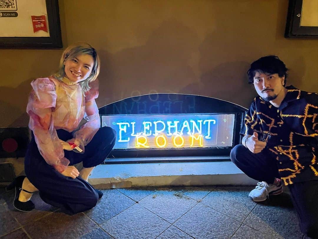 山崎千裕さんのインスタグラム写真 - (山崎千裕Instagram)「2023/03/17 We had super great time !!thank you! @elephantroomaustin @sxsw @route14band @hana_takami @satoshiyamashita @royal_hosaka  #sxsw #sxswmusic #sxsw2023 #route14band #chihiroyamazaki #elephantroom #trumpet」3月20日 2時54分 - chiroyamazaki