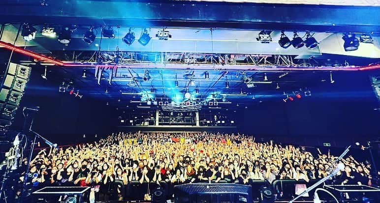 戒のインスタグラム：「MASS PHASE03 LAST MILE 名古屋 お疲れ様でした！ 今日は熱気がヤバヤバでした。 アンコール具合悪かった子大丈夫かな？でも周りの子達の助け合い精神素敵でした！ ありがとうねー！ また遊ぼ！  #theGazettE #MASS #PHASE03 #LASTMILE #名古屋」