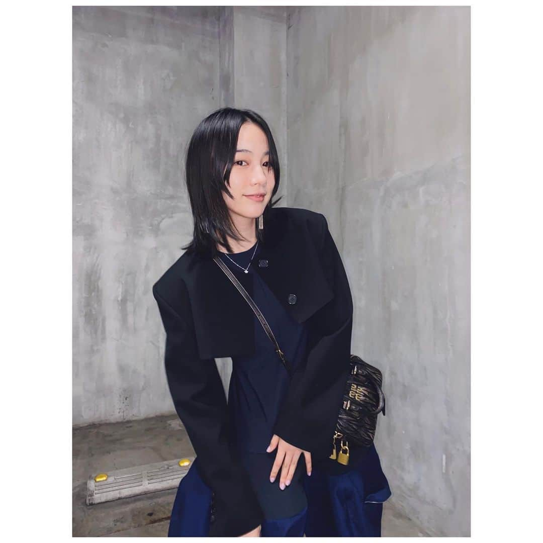 のん（能年玲奈）さんのインスタグラム写真 - (のん（能年玲奈）Instagram)「私服。 おめかしするの楽しい〜。 眠らせていたワンピース着れて嬉しかった。👗」3月15日 23時13分 - non_kamo_ne