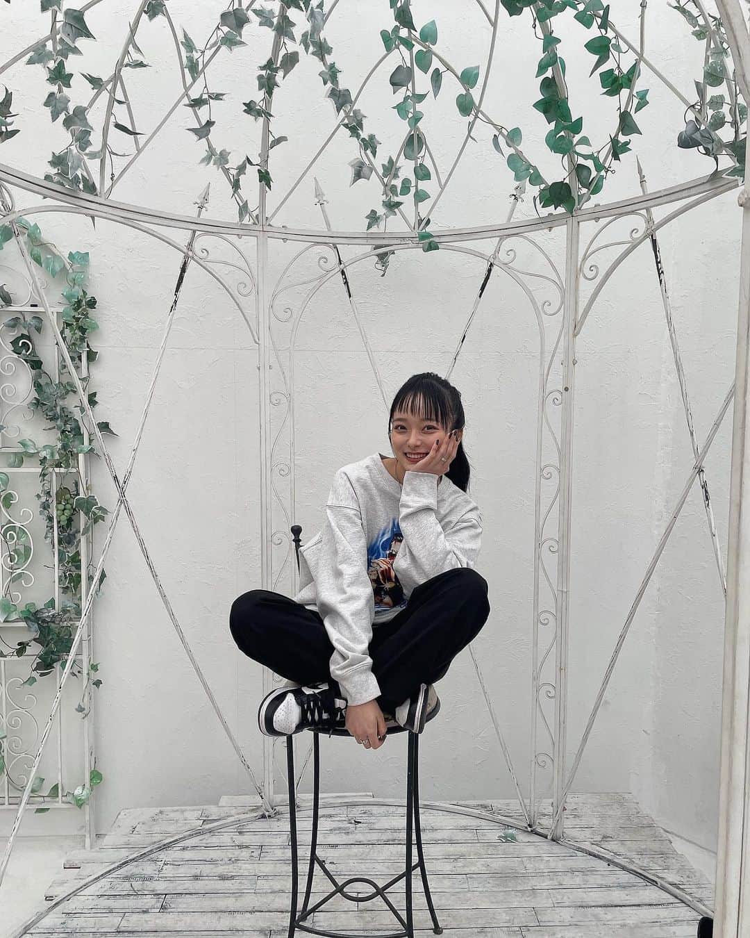 宇井優良梨さんのインスタグラム写真 - (宇井優良梨Instagram)「撮影場所にあった鳥かご🦤」3月15日 23時16分 - yurari722