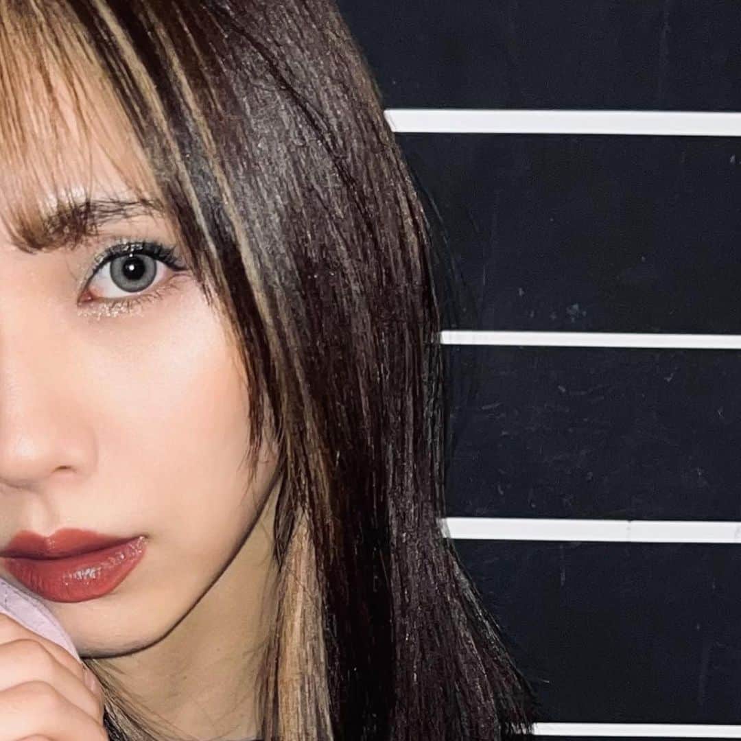 Kahonnaさんのインスタグラム写真 - (KahonnaInstagram)「． @cruum_official ❤︎ Color / マカダミア✴︎  3/17(金) 発売の可愛すぎるカラコンっ👀💙 今回はマカダミアをつけましたっ！ カラコンはいつもCRUUMのものつけてます✨ 縁あり久々につけたけど、超お気に入り👆❤︎  #CRUUM#クルーム#カラコン#BLACKPINK」3月15日 23時49分 - kahonnaaaa