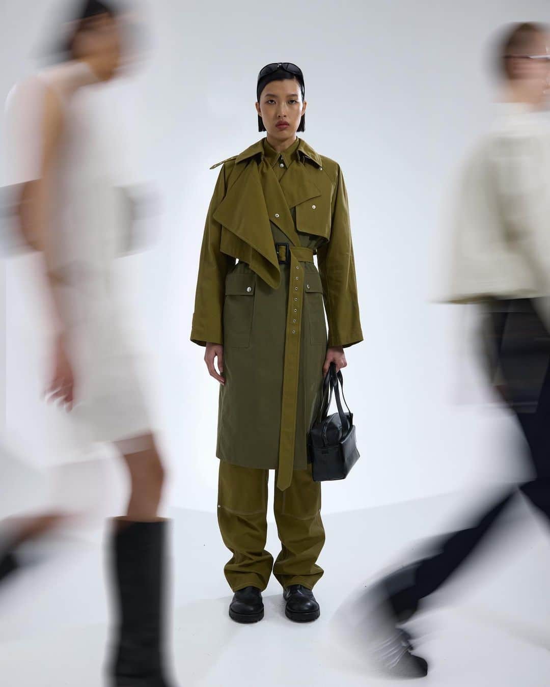 ヘルムート ラングのインスタグラム：「HELMUT LANG S/S 2023 COLLECTION - New York, N.Y. WWW.HELMUTLANG.COM」