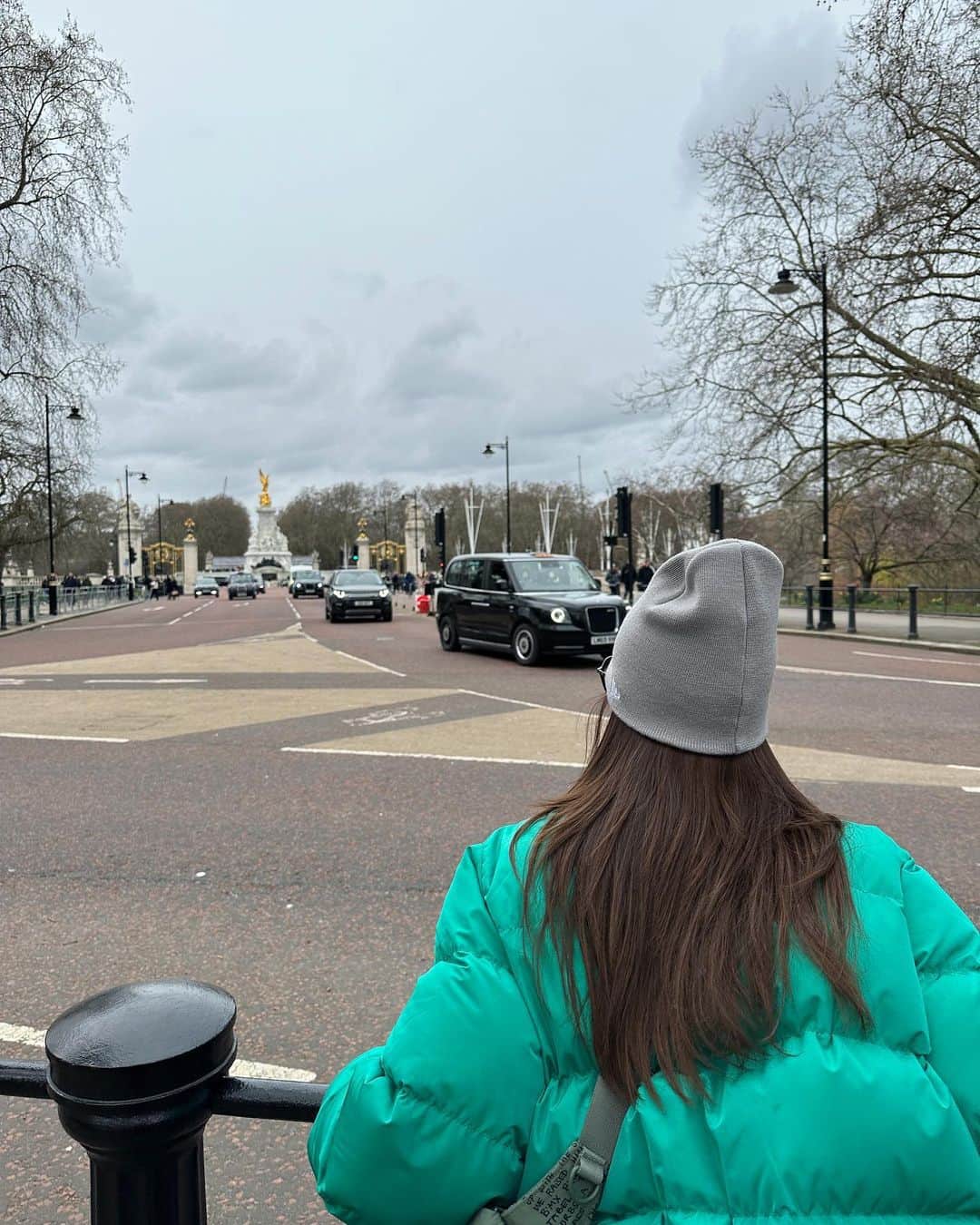 ダラ さんのインスタグラム写真 - (ダラ Instagram)「Dara in London」3月16日 1時51分 - daraxxi