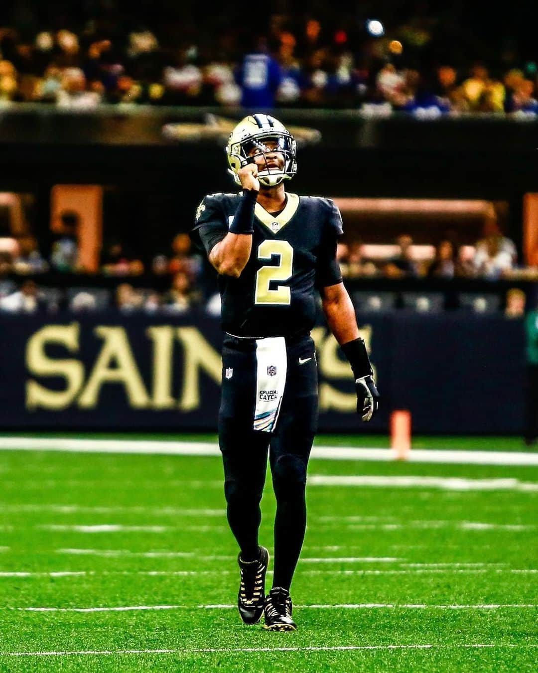 ジェームイス・ウィンストンのインスタグラム：「Why I came back  First, I love this city. In all of my professional career, I’ve never felt so culturally in tune with a fan base. The Saints fans that I’ve met have been incredible. Y’all have made me and my family feel at home. That is why last season was so disappointing to me. I want to see this team and city succeed. I know great things are ahead for this team, and this city! I was led here by the spirit that’s why I would never run away from this new challenge. The things that led me here are still here. A stable organization, a championship caliber team, and a great fan base. This year’s team like last year’s team is built to win a Super Bowl. Let there be no doubt, I am still a championship caliber starting quarterback in this league. However, getting healthy and staying healthy is my number one priority and I have suffered three devastating injuries over the last two years. I need to stay healthy to assist this team in getting to where we want to go. Most importantly, I need to stay healthy to get me where I want to go in my career! With that being said, I will serve and lead however I need to see this organization and city win! I am proud to say for one more year, at least Who Dat!」