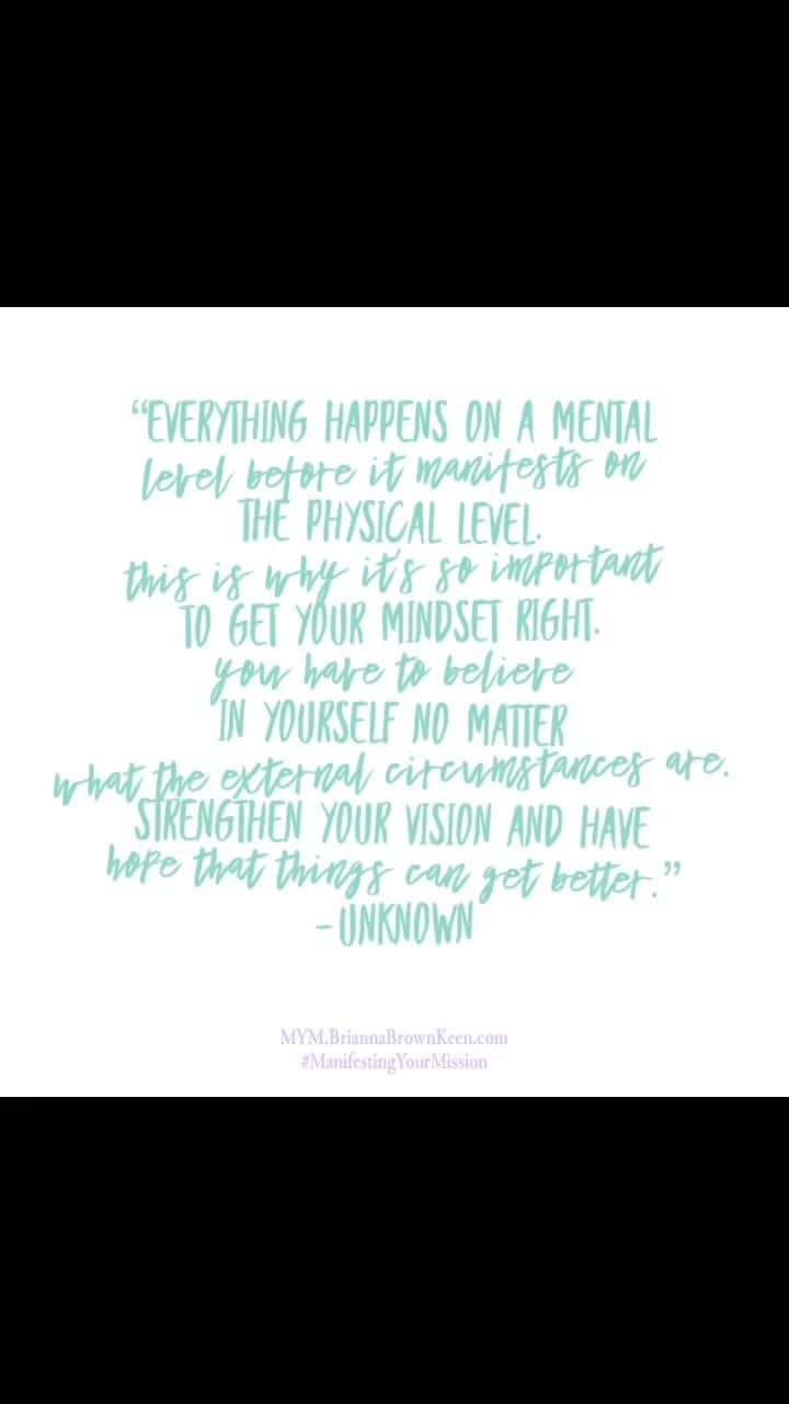 ブリアンナ・ブラウンのインスタグラム：「I 💗 this quote and here is why…  I’ve been studying and practicing more about mindset lately, how to shift our internal paradigms and savor and celebrate all that is right now.  What I would add to this lovely quote is that with the practice of visioning our desired result, it is equally important to take bold, consistent ACTION for achieving the vision. As well as allowing oneself to feel worthy to fully receive it too.  My guidebook Manifesting Your Mission dances between the doing and receiving, and breaks it down into tangible action items. It is a profound process when committed to in an ongoing practice.  If you haven’t checked it out yet, feel free at MYM.briannabrownkeen.com  It has been a passion and part of my purpose for over two decades!  💗🙏🏽👊🏽」