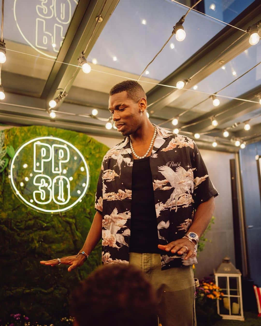 ポール・ポグバさんのインスタグラム写真 - (ポール・ポグバInstagram)「Big 30 🎉  Can’t be more grateful for everything I have.. sometimes things don’t go our way and you can’t do anything about it But what you can do it’s enjoy and appreciate every moment with the people you love, people that make you happy and make you better person everyday 🙏🏾❤️so a big thank you to all of you that been there for the good and the bad moment and keep supporting me no matter what ! I LOVE YOU ALL Big PP 3.0 🎉❤️🤲🏾」3月16日 3時15分 - paulpogba