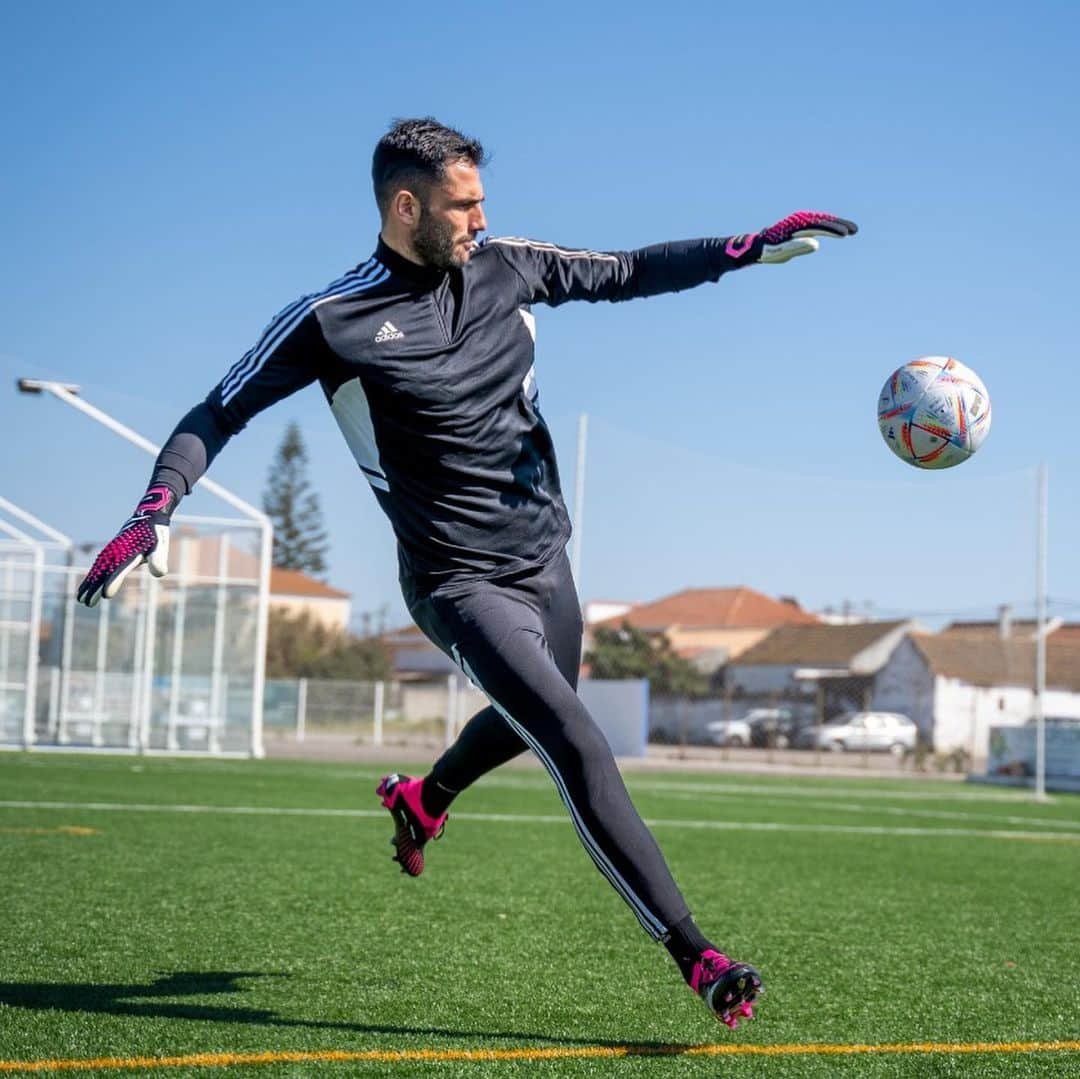 アントニオ・アダンさんのインスタグラム写真 - (アントニオ・アダンInstagram)「@adidasfootball #Predator  #createdwithadidas」3月16日 3時36分 - antonioadan13