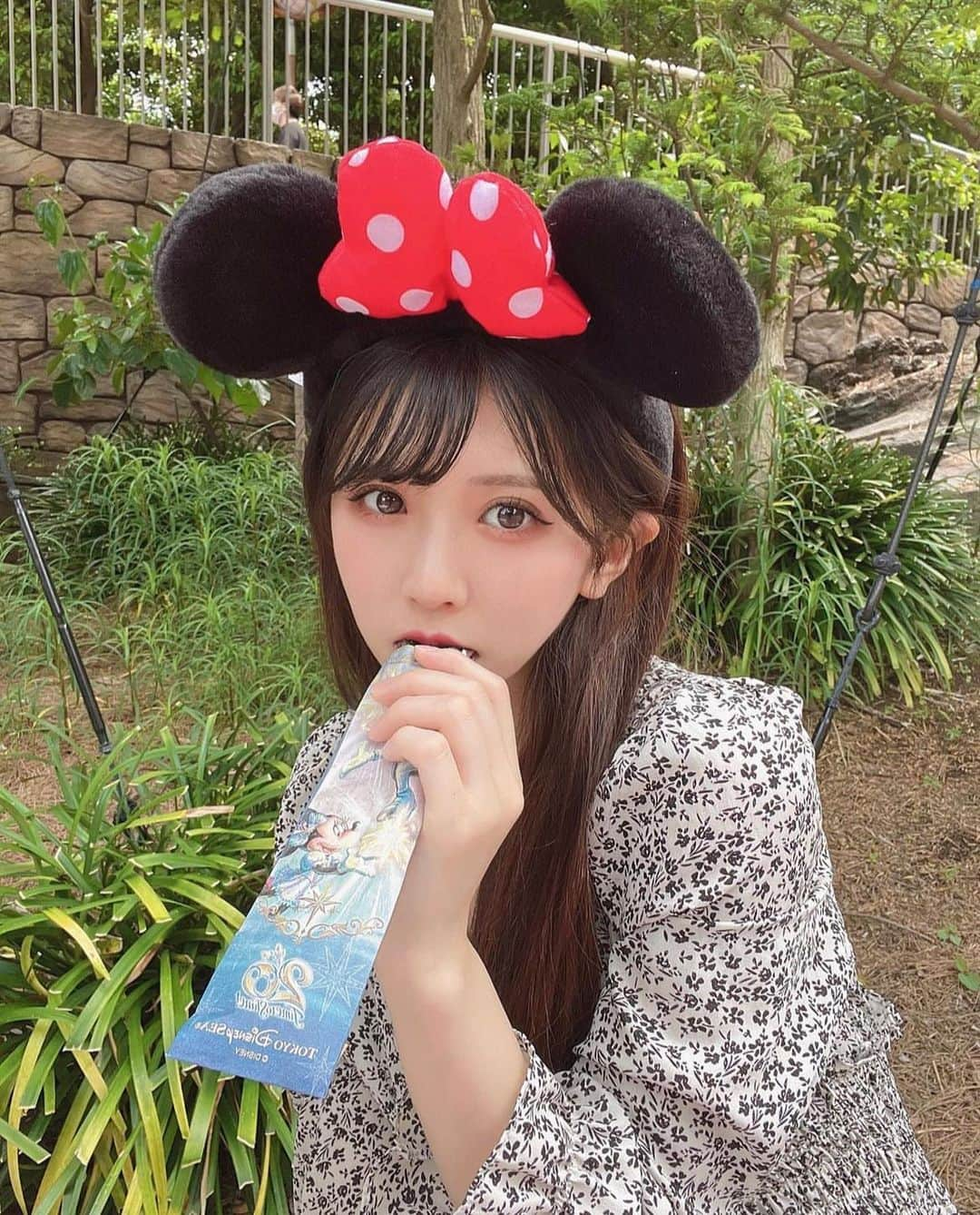 美女美容事情さんのインスタグラム写真 - (美女美容事情Instagram)「《ディズニーコーデ🐭💖》⁠ *⠀⠀⠀⠀⠀⠀⁠⠀⁠⠀⁠⠀⁠⠀⁠ 今回ご紹介させて頂きますのは!!👀❤️⁠⠀⁠⠀⁠⠀⁠⠀⁠ Amiさん<@vanillamii> の素敵なお写真📸⠀⁠⠀⁠⠀⁠ *⠀⁠ ミニーちゃんカチューシャ可愛すぎます💕✨⠀⠀⠀ こんな美人さんがいたら見惚れてしまいます☀️🍰 *⠀⁠⠀⁠⠀⁠⠀⁠⠀⁠ Amiさん<@vanillamii> 素敵な投稿をありがとうございました☺️📸✨⠀⁠ Amiさんのアカウントには他にも素晴らしい投稿が沢山ありますので是非覗いてみてくださいね💁‍♀️💙⁠ ⁠ ⠀⠀⁠⠀⁠⠀⁠⠀⁠ △▼△▼△▼△▼△▼△▼△▼△▼△▼ ⁠⠀⁠⠀⁠⠀⁠ ❤️🧡💛「ビジョビ (美女美容事情)」💚💙💜⠀⠀⠀⠀⠀⠀⠀⠀⠀⠀⠀⠀⠀⠀⁠⠀⁠⠀⁠⠀⁠⠀⁠⠀⁠ 👇掲載ご希望の方は👇⠀⠀⠀⠀⠀⠀⠀⠀⠀⠀⠀⠀⠀⠀⠀⁠⠀⁠⠀⁠⠀⁠⠀⁠⠀⁠ @b_b_j.jタグ付けと🖤 #ビジョビ ⁠⠀⁠ 🖤タグ付けお願いします⠀⠀⠀⠀⠀⠀⠀⠀⠀⠀⠀⠀⠀⠀⠀⁠⠀⁠⠀⁠⠀⁠⠀⁠⠀⁠ △▼△▼△▼△▼△▼△▼△▼△▼△▼ ⁠⠀⁠ #美女#美人#ディズニー#ミニー #カチューシャ#ディズニーコーデ #インスタ美人#インスタ美女」3月16日 17時32分 - b_b_j.j