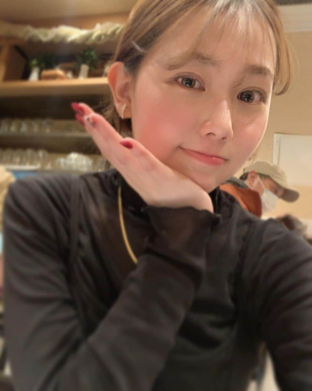 中桐菜々子さんのインスタグラム写真 - (中桐菜々子Instagram)「. この日盛れたのにお酒飲んだら跡形もなくなった笑 #メイク #盛れた #お酒 #日常」3月16日 19時10分 - nanako_nakagiri