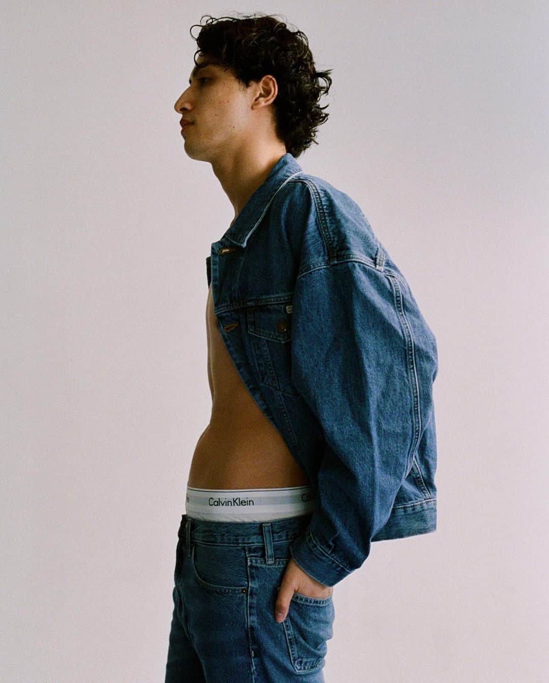 けみおさんのインスタグラム写真 - (けみおInstagram)「Calvins or nothing @calvinklein #mycalvins #ad」3月16日 12時07分 - mmkemio