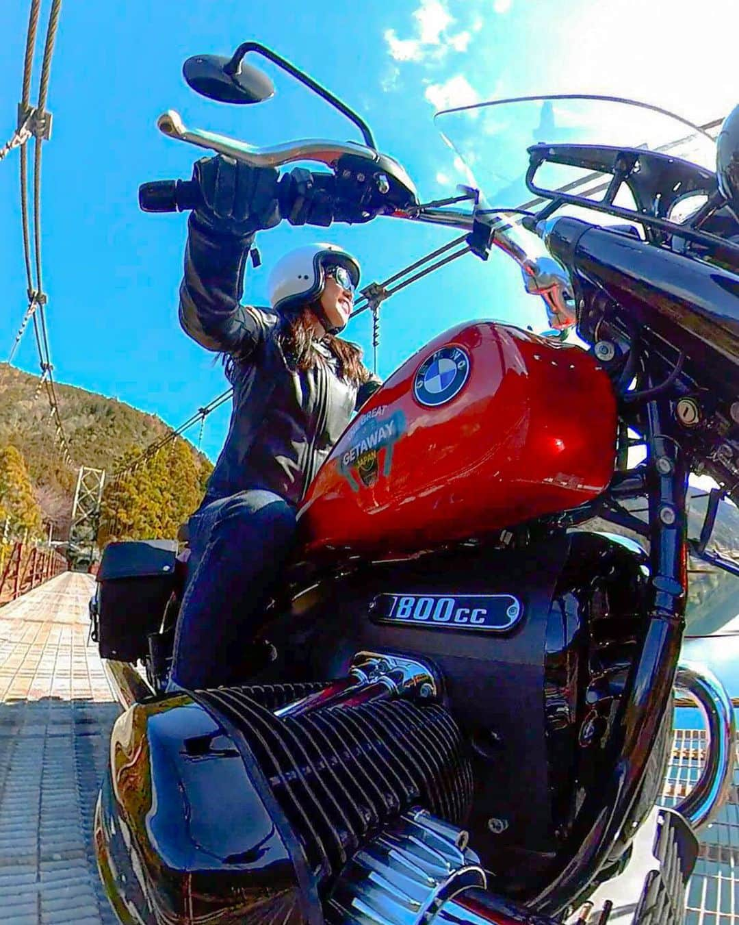 木村亜美さんのインスタグラム写真 - (木村亜美Instagram)「かみどろばし最高でした！ . . . @bmwmotorradjapan  📸 @terutsugutakano  . . .  #BMWMotorrad  #R18  #r18society  # #bmwr18  #r18classic  #木村亜美  #motorradgirl  #BMWMotorrad #bmwr18  #bmwmotorradgirls  #motorradtour  #bmwmotorradjapan #bmwgirl  #bmwriders  #girlwhoride  #motorradbmw #bmwmotorradr18」3月16日 12時27分 - ami_kimura0327