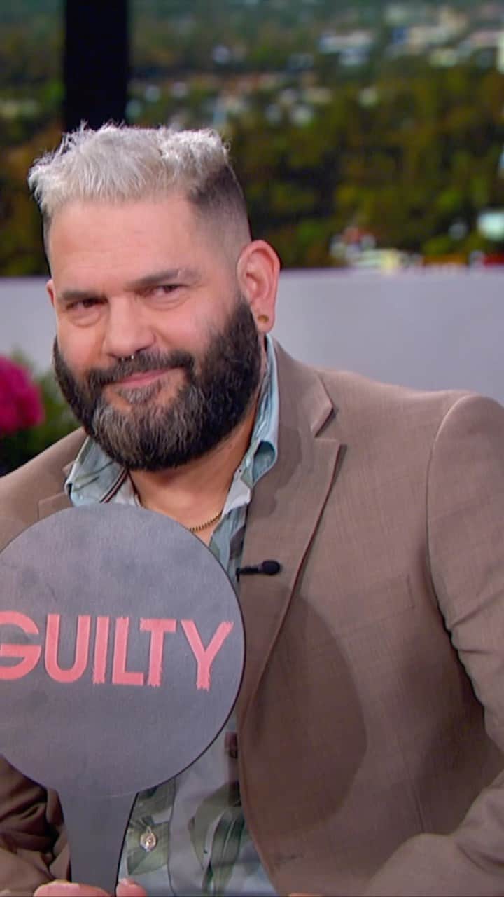 ギレルモ・ディアスのインスタグラム：「There’s nothing wrong with sleeping with a stuffed animal @guillermodiazreal 😤」