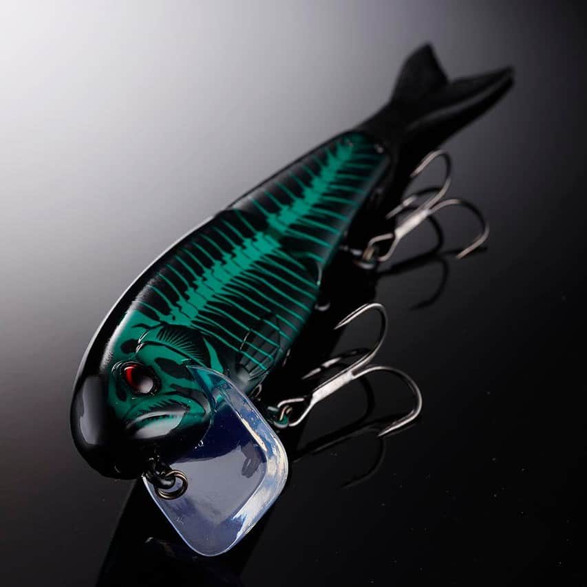 ジャッカルさんのインスタグラム写真 - (ジャッカルInstagram)「【西日本釣り博限定販売】 ブラストボーン　ブラック/グリーングローボーン ブラストボーンシリーズの中でも非常に人気の高いボーン柄シリーズ。今回西日本釣博2023ではボーン柄がグローで発光する特別カラーをリリースいたします。  コチラのルアーは、1人でも多くのお客様にご購入頂けるよう「お1人様1個」の販売とさせて頂きます。ご理解とご協力のほどお願いします。  この会場でしか購入できない限定カラー。ぜひ、ジャッカルブースへお越しください。 スタッフ一同こころよりお待ちしております。  詳細はコチラをご確認ください https://special.jackall.co.jp/information/2023-03-16-660/  #ジャッカル #JACKALL  #バスフィッシング  #jackalllures #ブラストボーン  #西日本釣り博2023  #jackall_showtime」3月16日 18時00分 - jackall_jp