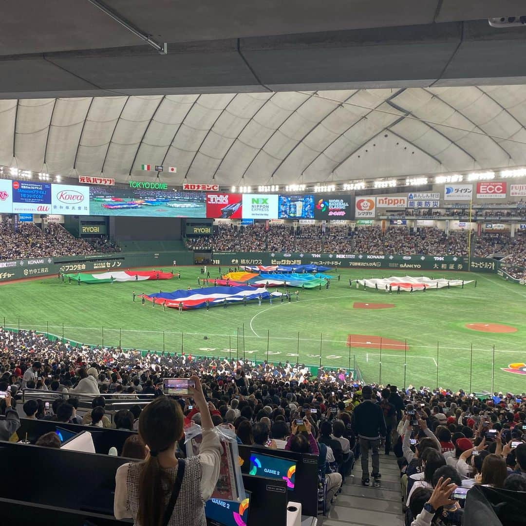 牧田和久のインスタグラム：「準々決勝、観に来ました〜👍 頑張れ侍JAPAN🇯🇵  #WBC #WorldBaseballClassic #侍JAPAN」