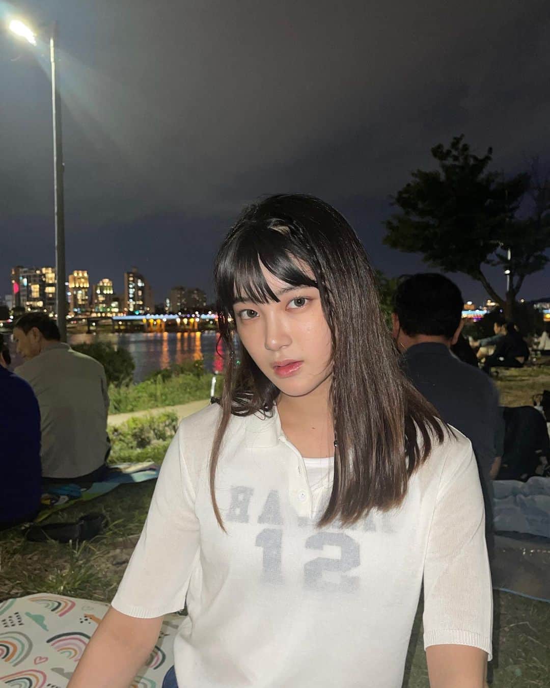櫻井美羽さんのインスタグラム写真 - (櫻井美羽Instagram)「여름 빨리 와…  앞머리도 안경도 친구가 빌려준겁니닿ㅎㅎ 前髪くっつけるやつ！」3月16日 19時57分 - beauty_feather0