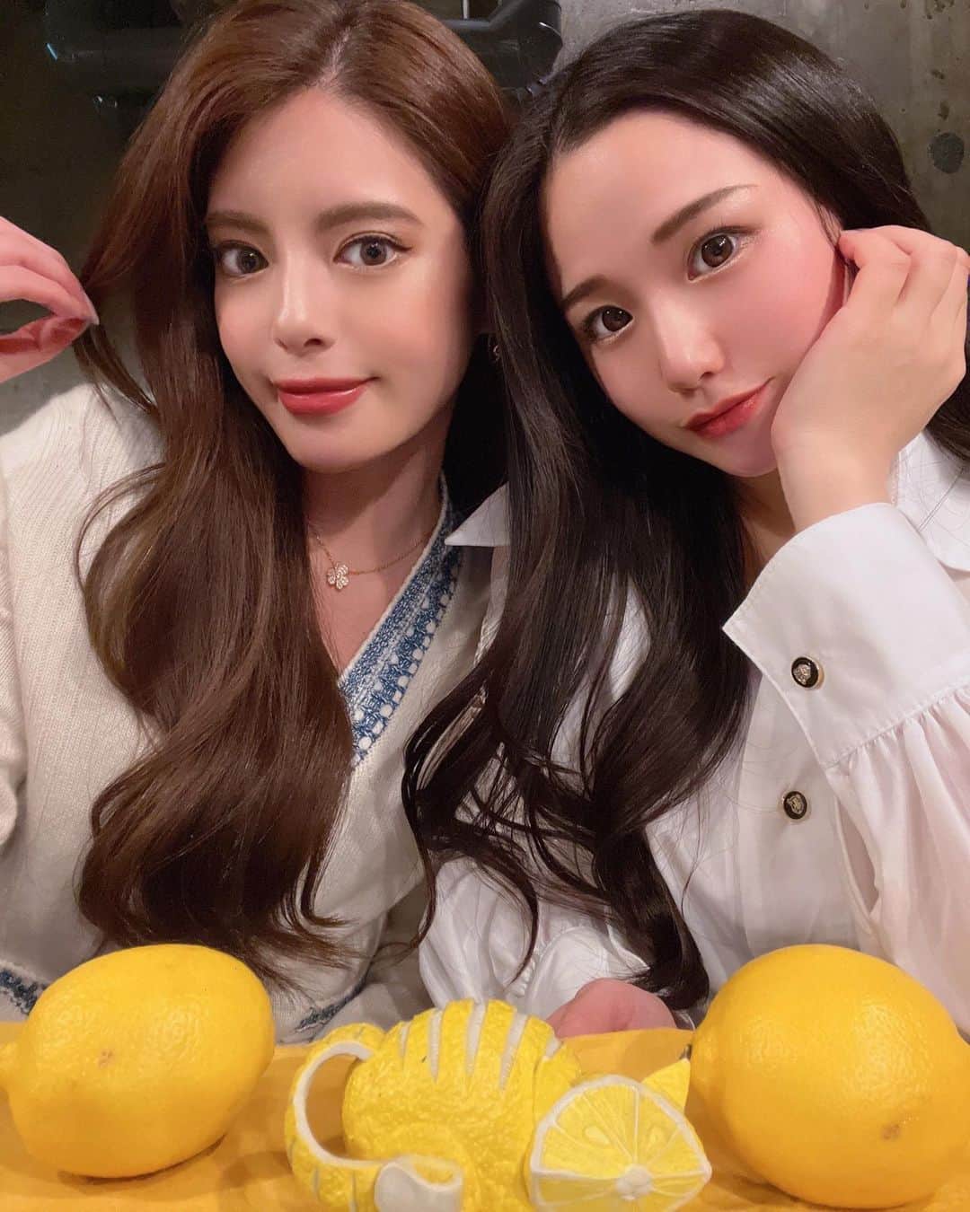 のインスタグラム：「.  Lemon 🍋 恵比寿にある紹介制のイタリアン  気になってたお店✨ レモンがベースのレストラン🍽 とっても美味しかったよ〜💗💗  . . . . .  #instagood  #likeforlike #l4l  #フリーモデル  #model #モデル  #フォロー #cafestagram #makeup  #shopping #インスタ映え  #happy  #外国人風カラー #ハーフモデル  #japanesegirl #東京グルメ #東京ディナー #tokyo #lemon #恵比寿グルメ #グルメ女子 #グルメスタグラム」