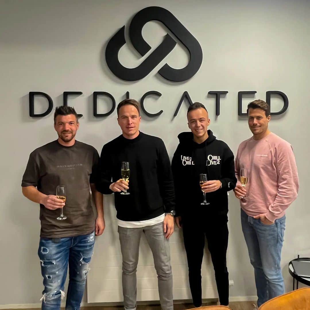 Dannicのインスタグラム：「𝙉𝙀𝙒 𝙎𝙄𝙂𝙉𝙄𝙉𝙂 𝘼𝙇𝙀𝙍𝙏!  We are trilled to announce DANNIC as new member of our Dedicated roster!   Welcome to the fam @dannic!  Let’s get it!🔥」