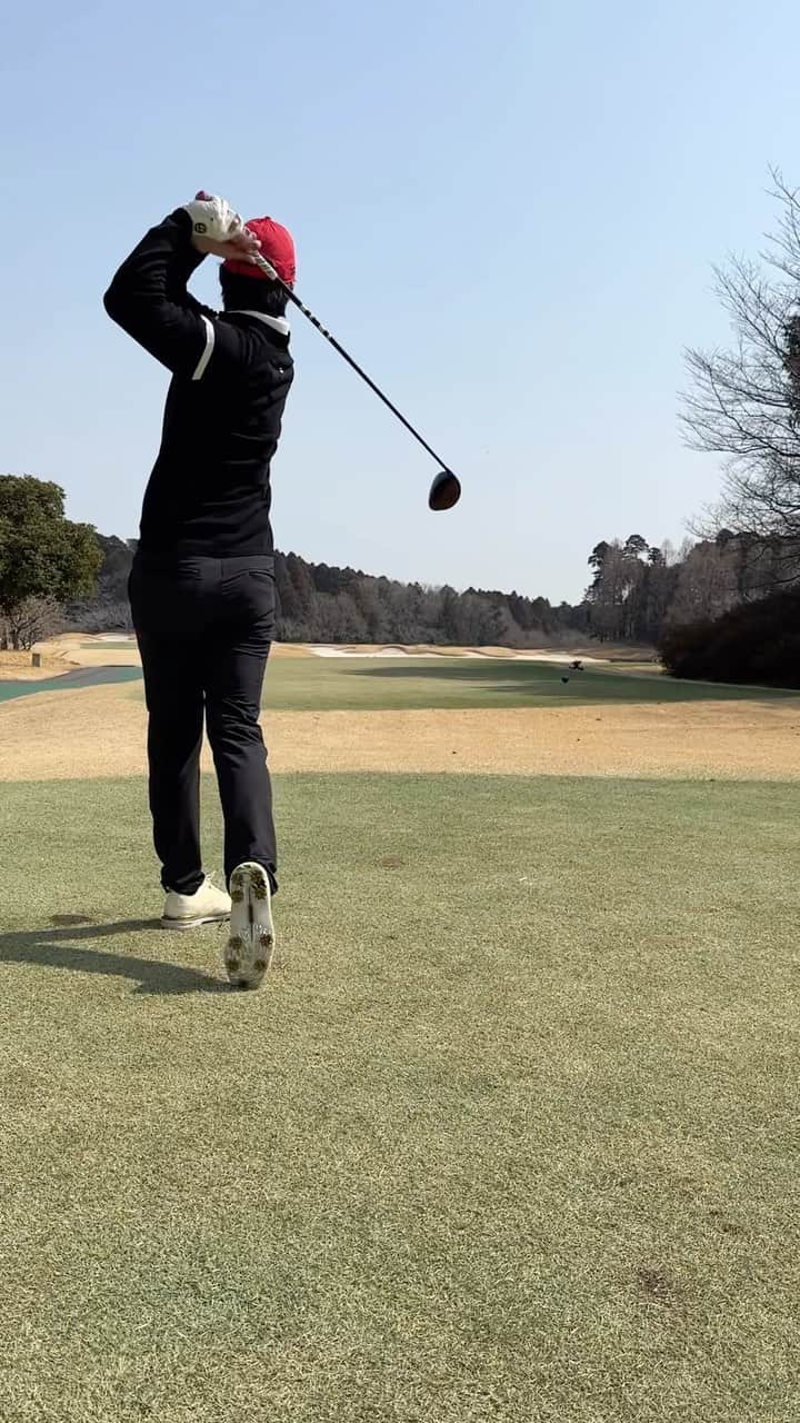 岸田タツヤのインスタグラム：「stealth2 plus   マジで打感と打音いい！  #ゴルフ #golf」
