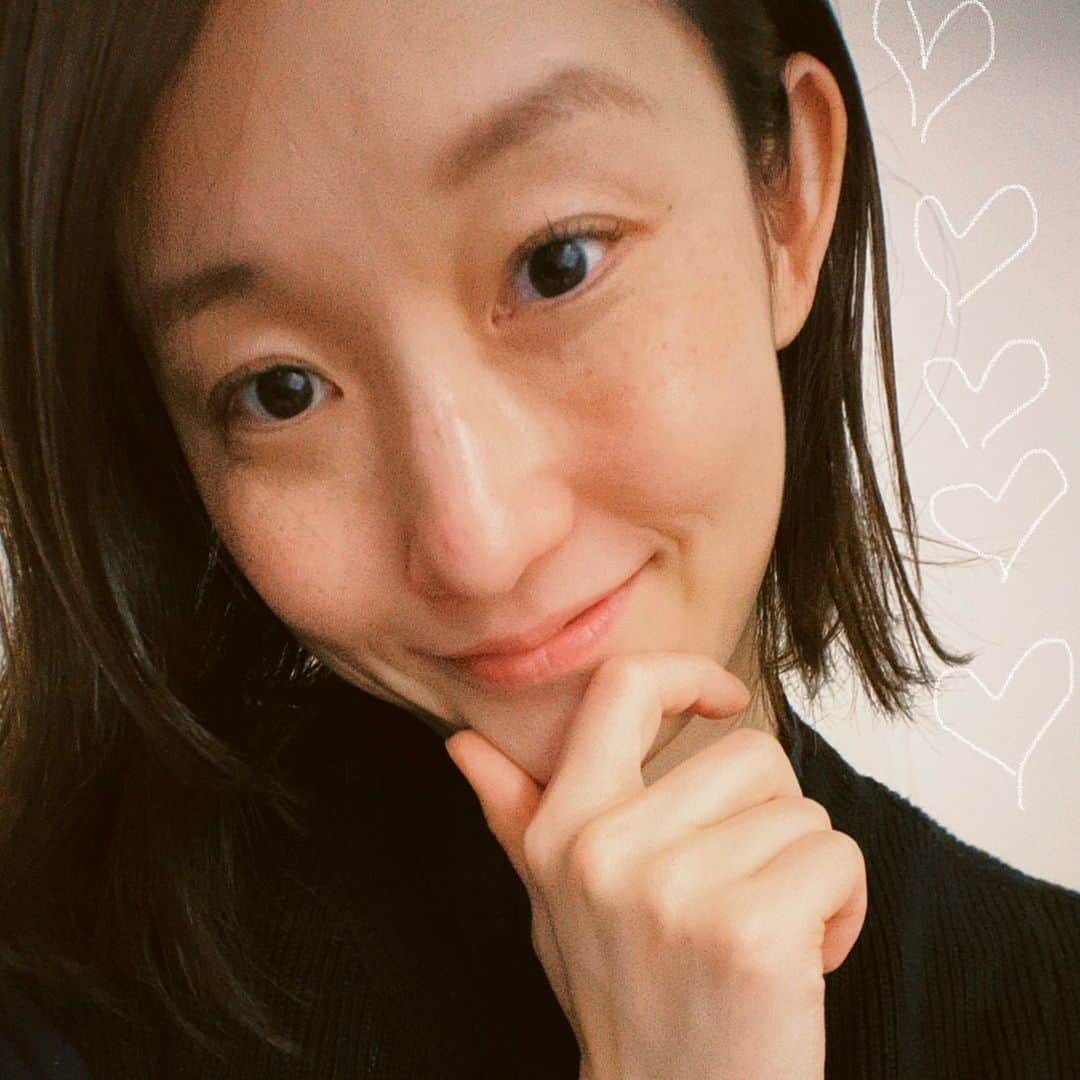 芦那すみれのインスタグラム：「🐼🌸🚂💄」