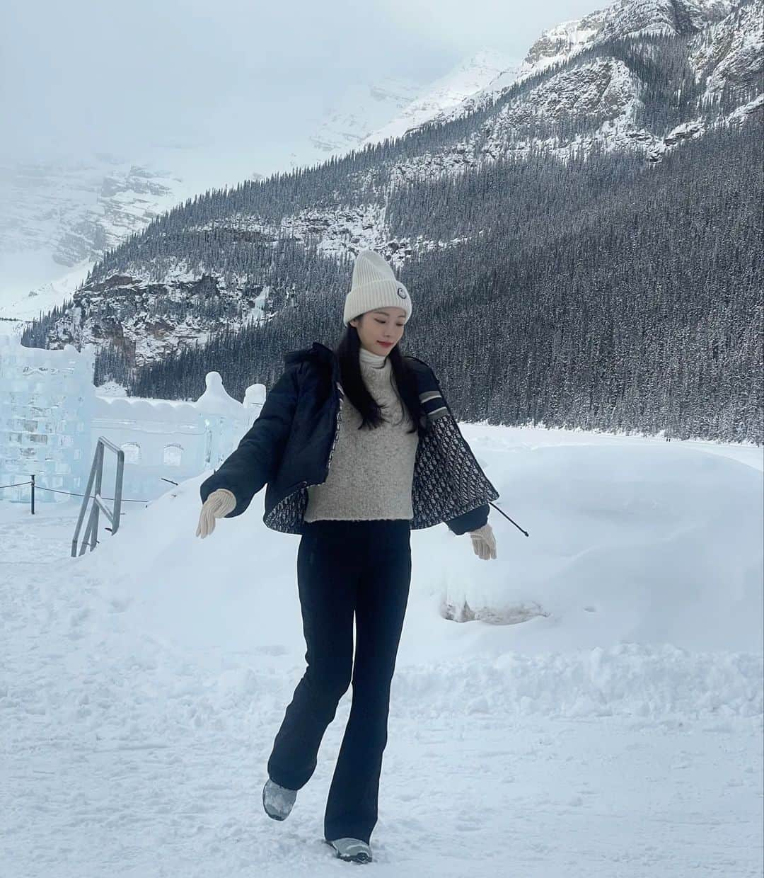 キム・ヨナさんのインスタグラム写真 - (キム・ヨナInstagram)「🇨🇦 ❄️」3月16日 20時58分 - yunakim