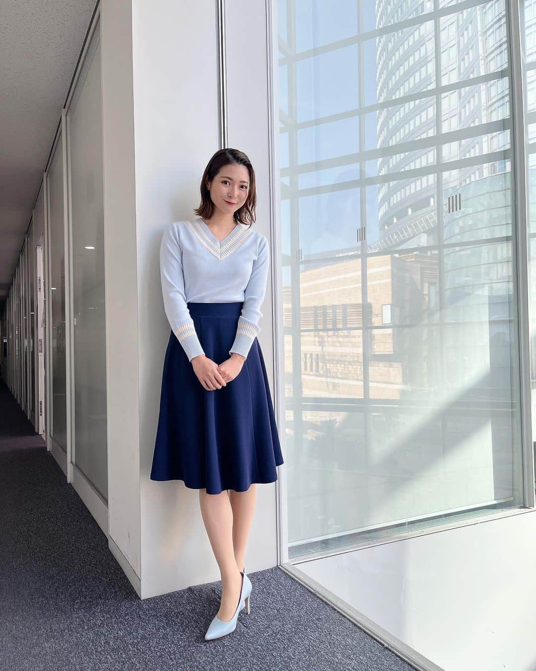 住田紗里のインスタグラム：「今日と昨日のグッド！モーニングの衣装です。 今週は今日までANNニュースも担当しました❗️ 明日もグッド！モーニングに出演します☀️  1,2枚目 トップス JENNE（@jenne_official）  スカート Pierrot（@pierrot_shop）  3,4枚目 セットアップ（@jenne_official）  #グッドモーニング#衣装#jenne#pierrot#水色#セットアップ#テレビ朝日#テレ朝#テレビ朝日アナウンサー#アナウンサー#住田紗里」