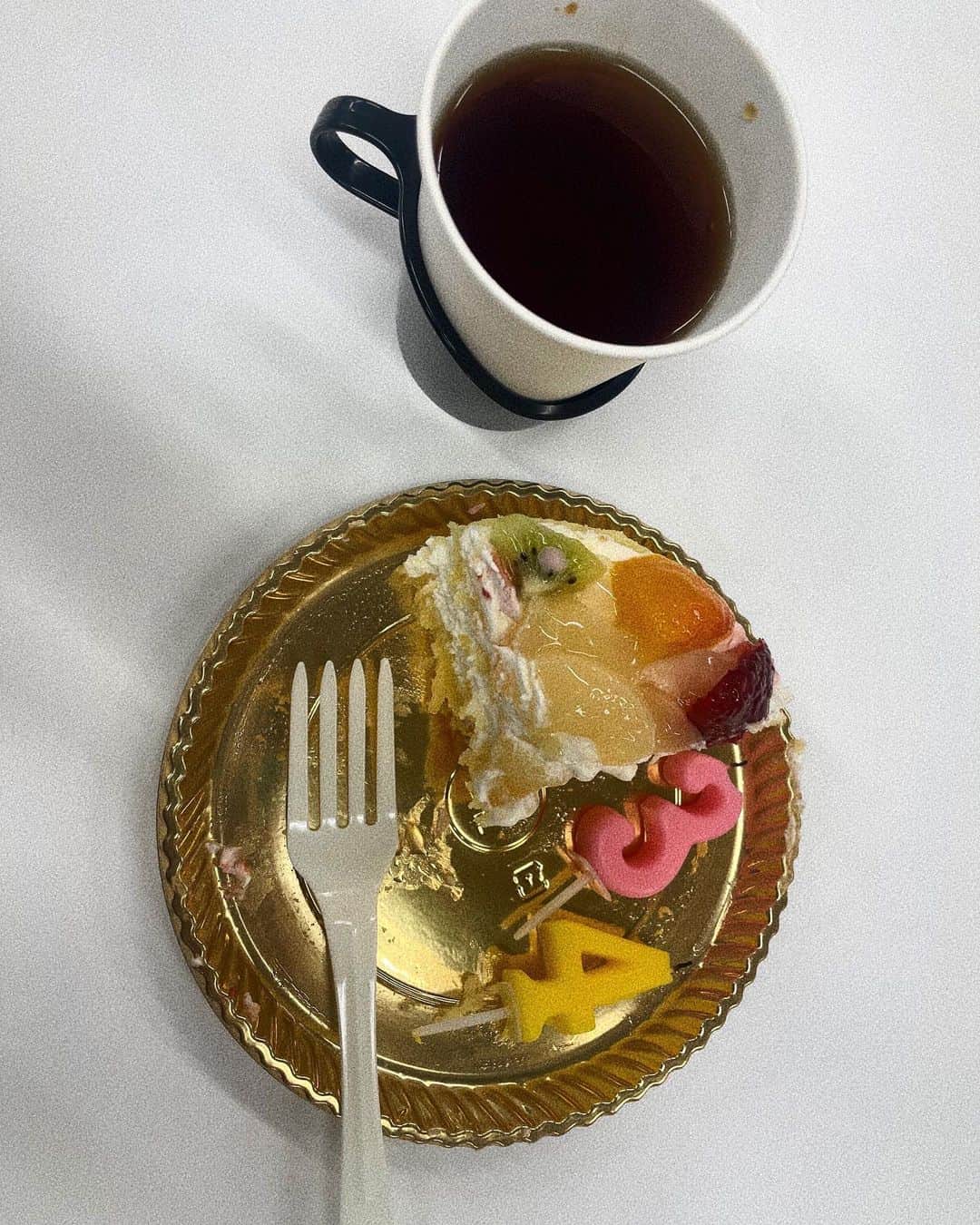 井上志帆子のインスタグラム：「. 今週もありがとうございました！！ #井上モニカパート2 たくさん🙇‍♀️うれしい、たくさん笑った！  そして、9時代に出演してた森福さんがまさかのまさか番組最後まで出てくれました。 超絶賑やかで楽しかったー！！ お誕生日もお祝いしてくれて感謝すぎます🍰  #アサデスラジオ#kbcラジオ#リュック」