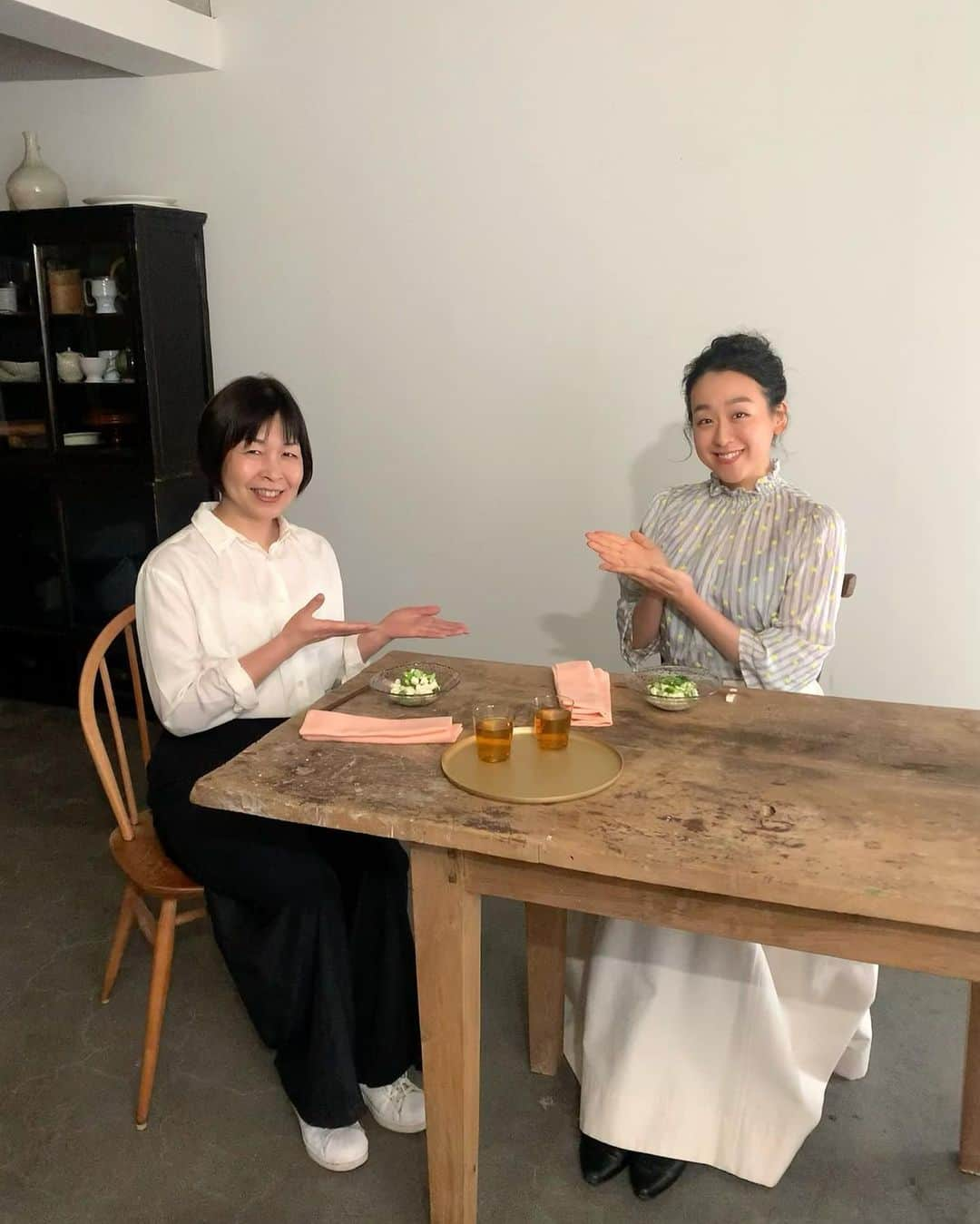 浅田真央のインスタグラム：「「オレンジページ3/17」 前沢リカ先生、美味しい精進料理を教えてくださりありがとうございました！ #オレンジページ #オレンジページレシピ #おうちごはん #体を整える #精進料理 #アスパラ #そばサラダ #美味しい」