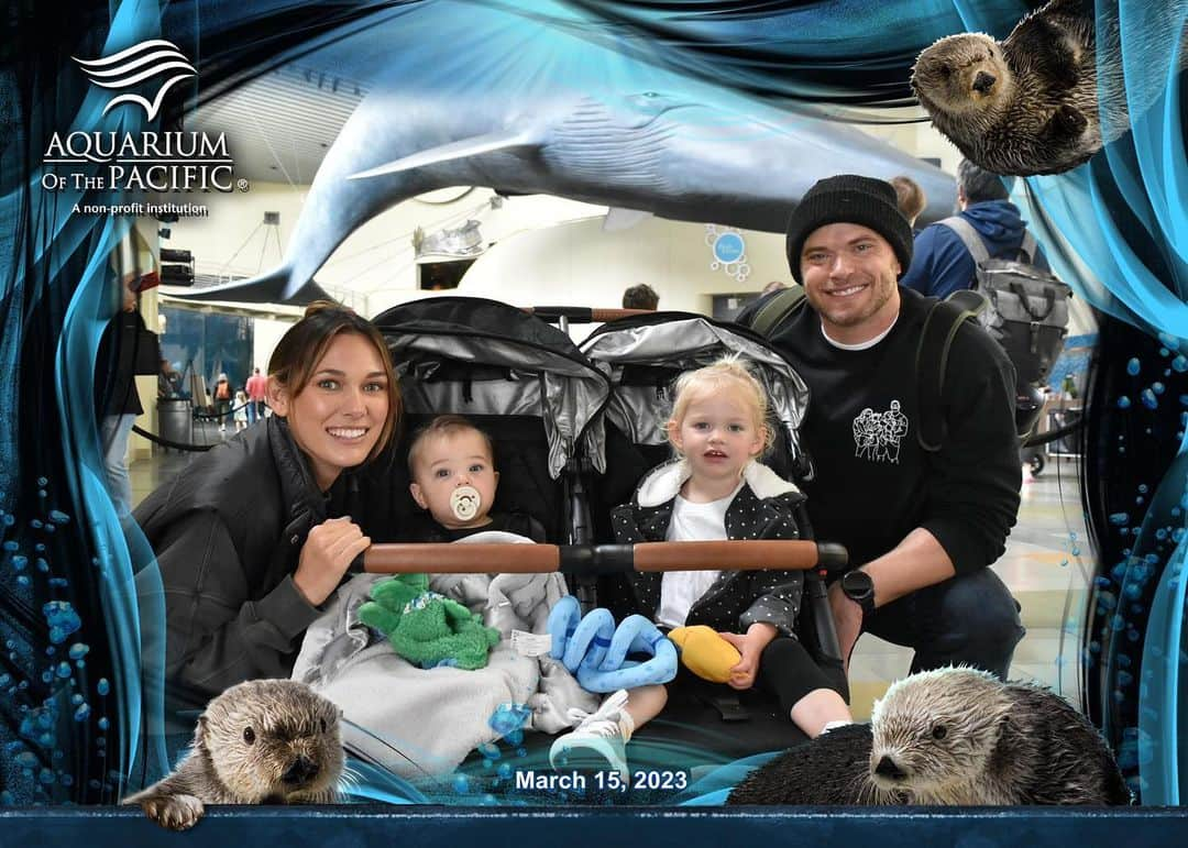 ケラン・ラッツのインスタグラム：「Birthday memories with the fam @aquariumpacific 🐋  I’ve had a lot of different types of birthday celebrating throughout my life. Some big, some small, and yet re seeing things like an aquarium through the eyes of your kiddo will never get old and will forever be etched in my memory bank!  Such a fun birthday! Thanks for all the love!  Much love!」