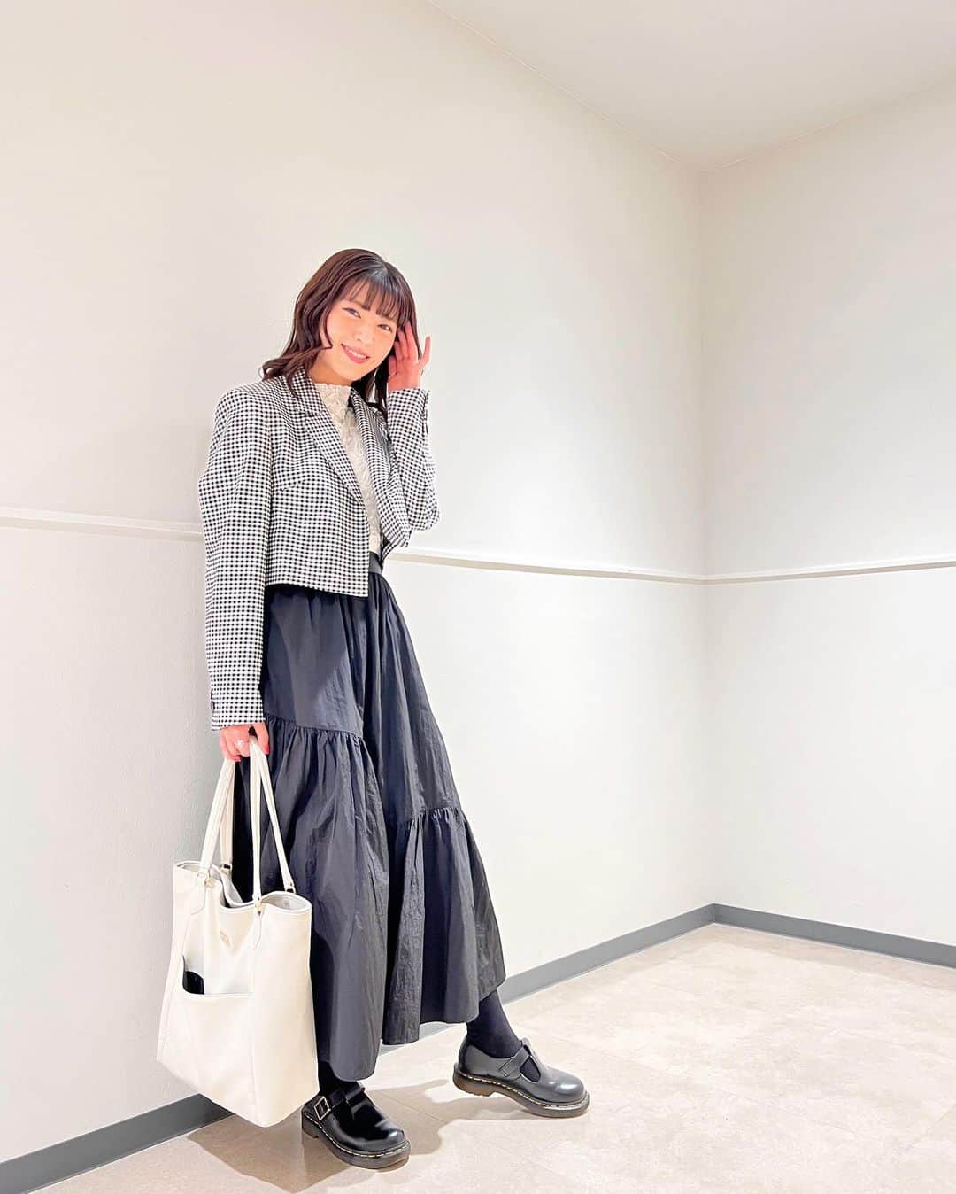 三田美吹さんのインスタグラム写真 - (三田美吹Instagram)「🖤🤍」3月16日 23時29分 - ibuki_crownpop