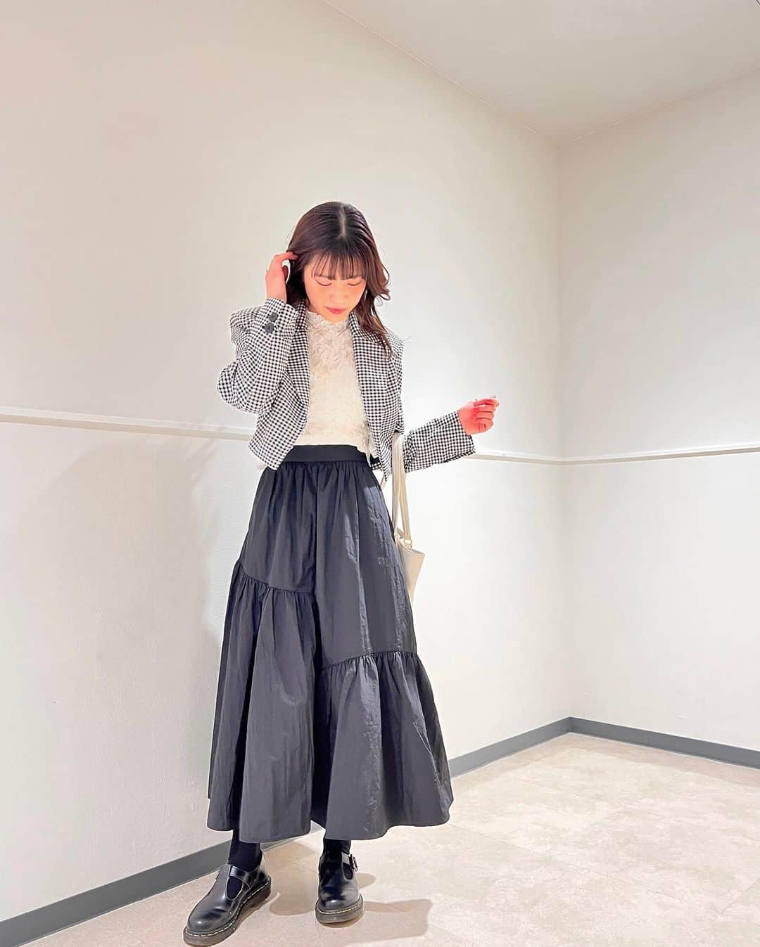 三田美吹さんのインスタグラム写真 - (三田美吹Instagram)「🖤🤍」3月16日 23時29分 - ibuki_crownpop