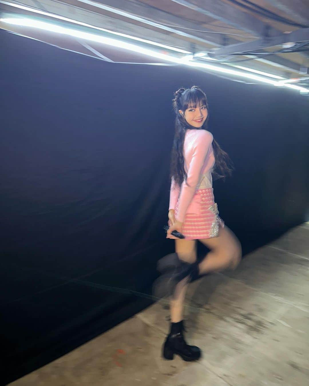 リサさんのインスタグラム写真 - (リサInstagram)「What a wonderful two days!🥰 Terima kasih Jakarta🫶🏻」3月17日 1時03分 - lalalalisa_m