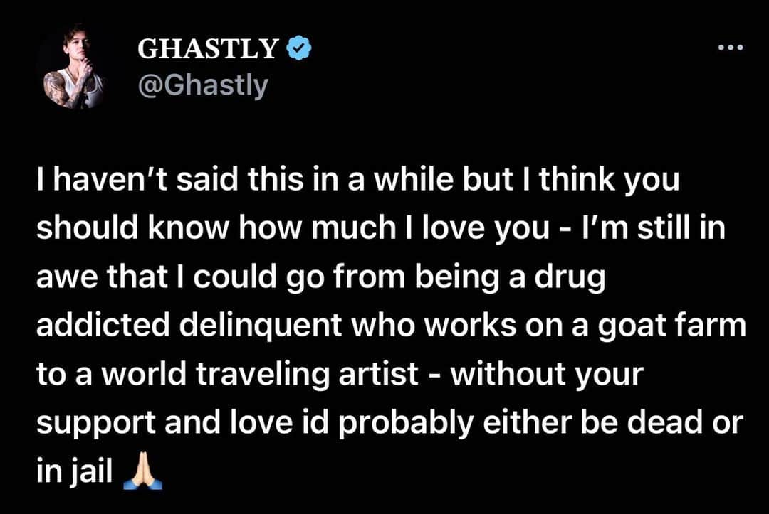 Ghastlyのインスタグラム：「My @ghengar tour starts this Friday in Detroit and Chicago, the emotion of gratitude I feel in this moment is overwhelming so I just want to thank every last one of you, I love you so much ❤️」