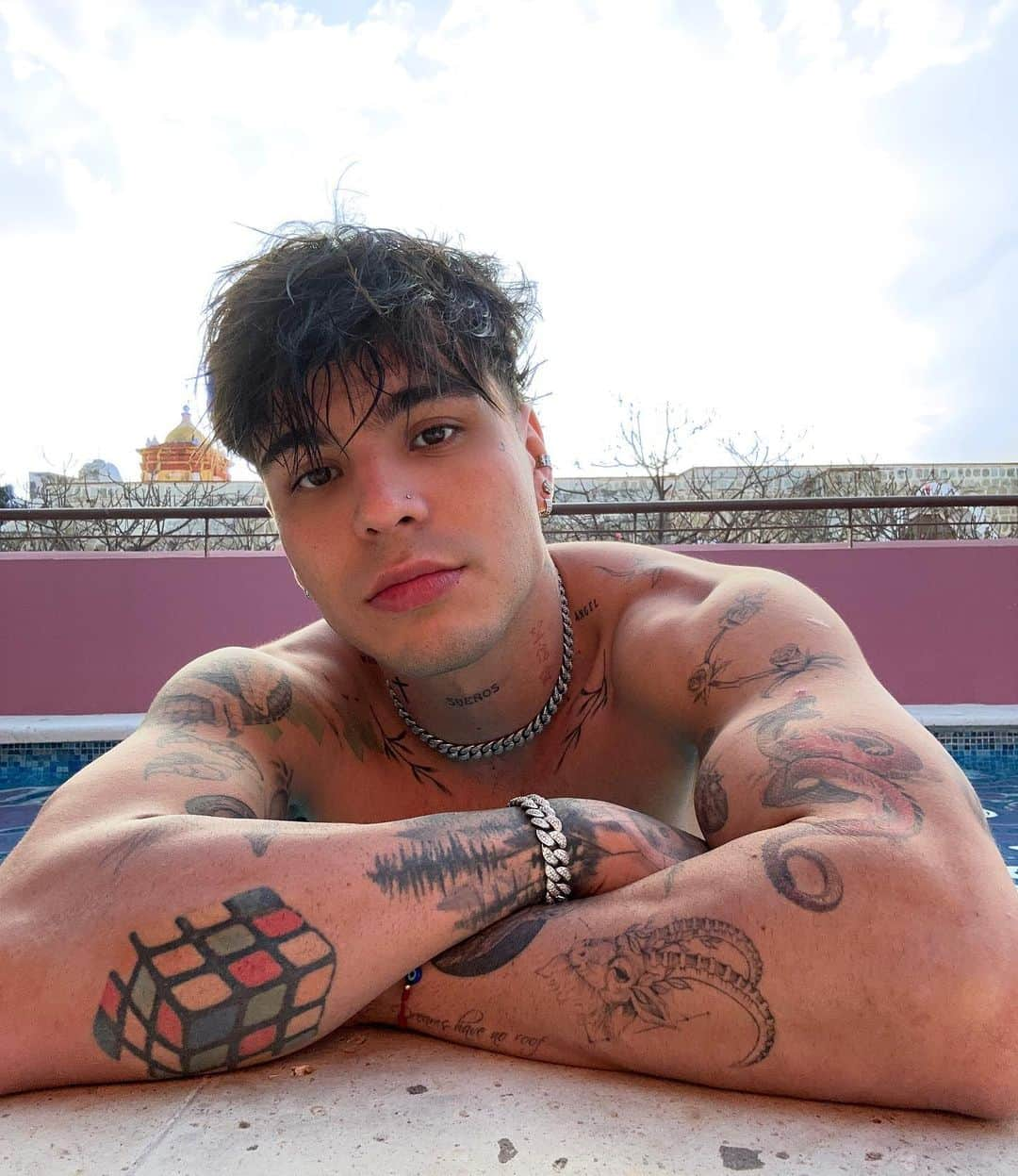 Sebastián Villalobosさんのインスタグラム写真 - (Sebastián VillalobosInstagram)「ya quiero compartirles lo que estoy grabando 🫶🏼👀🌶️🫔🌮」3月17日 4時50分 - sebas