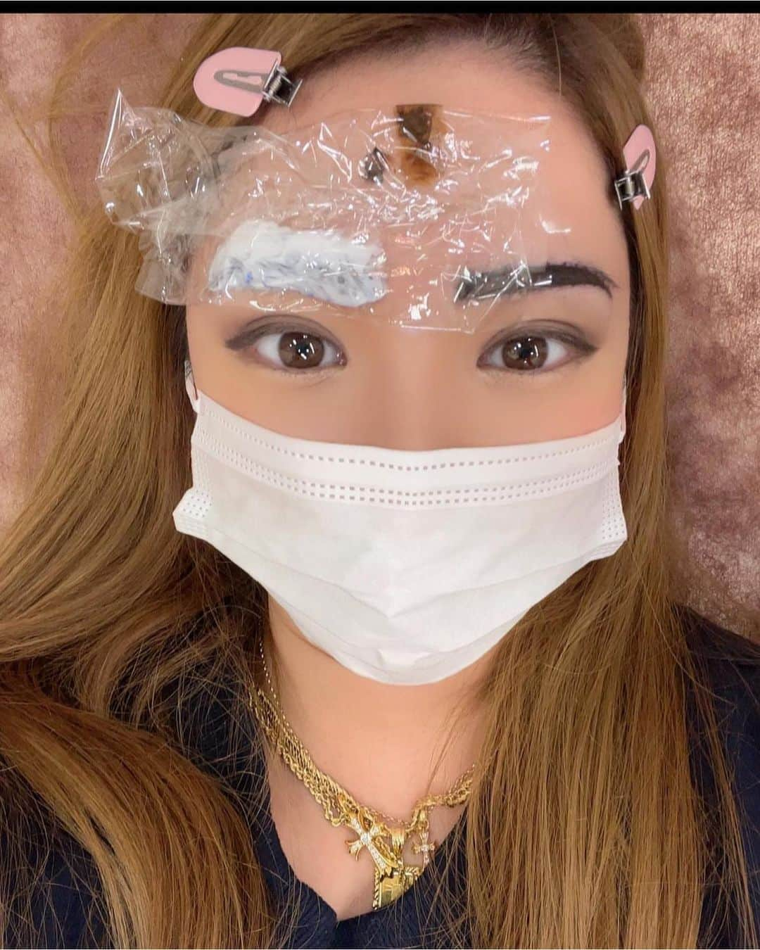 MARIERUさんのインスタグラム写真 - (MARIERUInstagram)「おはよう🐱💋 . . @medicalbrows_shinjyuku  @medicalbrows  @medicalbrows_ginza  眉アート2回目やって来たよ🍀💓 . . 自然な眉毛でスッピンでも眉毛がちゃんとあって、色も形も大満足です🥰🫶💓 . . 色合いや色の濃さも親身に相談に乗って頂き、対応してくれました😭💖 . . セット割引きで2回ともにんにく注射やって貰ったよ🐱💖 . . 1回目は銀座院で、2回目は新宿院に行きました✨ . . 本当にありがとうございました😊❣️ #medicalbrows  #眉アートメイク  #眉アート  #眉毛サロン  #にんにく注射  #chromehearts  #歌舞伎町  #新宿  #埼玉  #ワンピース  #池袋  #渋谷  #緊急事態宣言解除されたけど  #撮影  #protools  #hiphop  #loneones  #supremebag  #幸せ  #音楽寺  #アーティスト  #スーツ  #followｍe  #followforfollowback  #ダイエット  #お洒落好き  #秩父ミューズパーク  #ageha #インフルエンサー」3月17日 7時22分 - marieru011