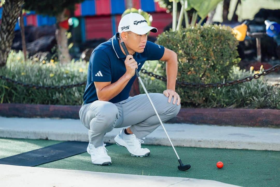 コリン ・モリカワのインスタグラム：「We all have that friend who takes mini golf waaaay too seriously 👀. Swipe ➡️to see my latest ad with @usbank」