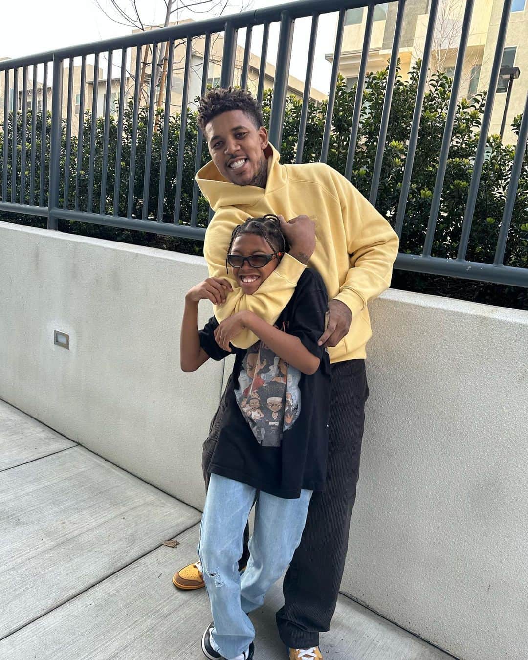 ニック・ヤングのインスタグラム：「My road dog my first born just turn 11 today lil swag getting up there …where do the time go I remember just picking you up at the hospital for the first time now you just hang with me when you want something lol」