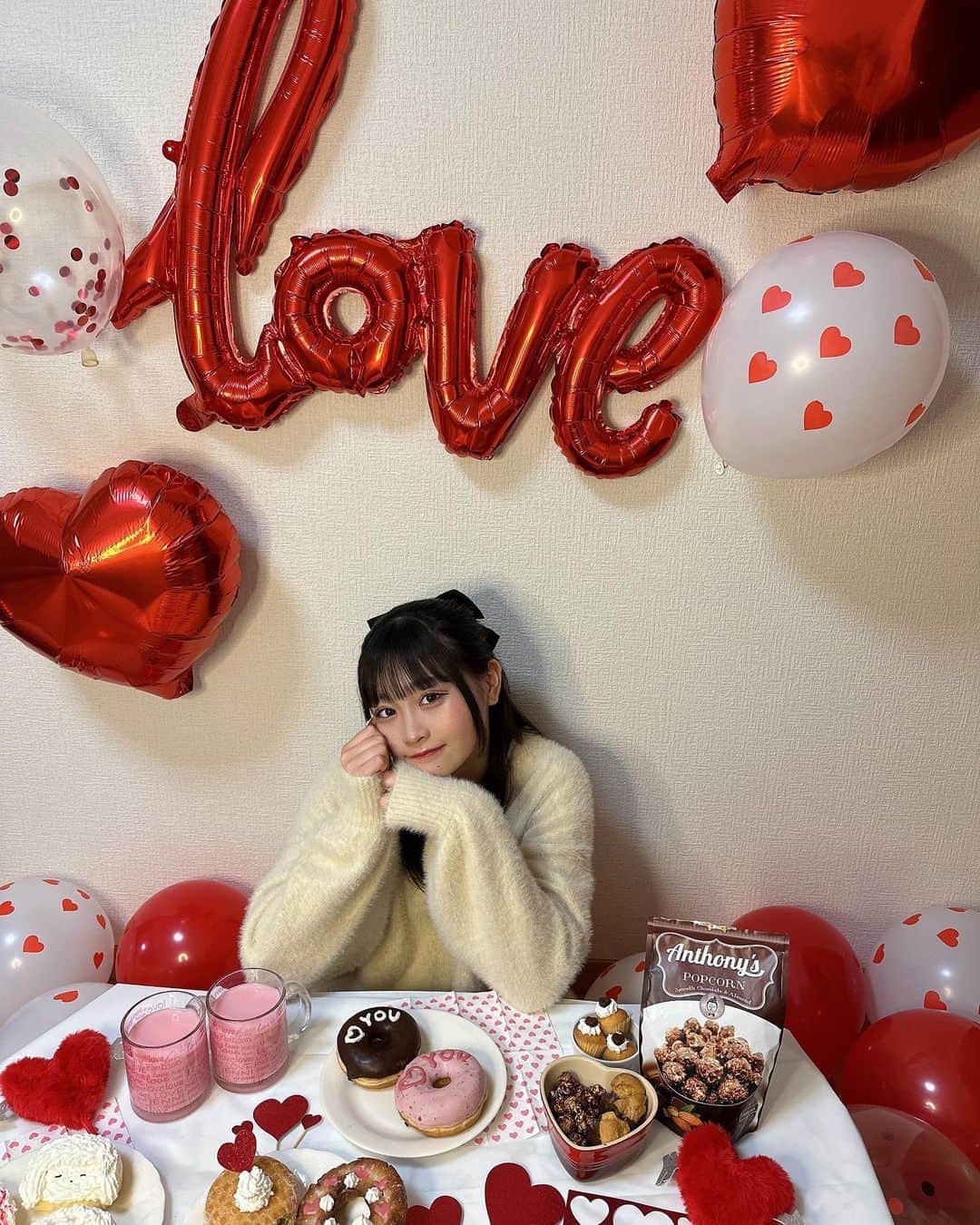 古園井寧々のインスタグラム：「バレンタインのときのなのにホワイトデー気分🤍🎶🎶🎶 ・ ・ ・  #07」