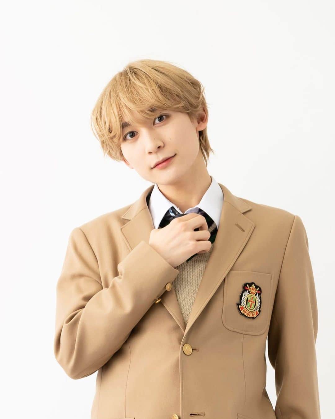 VOYZ_BOY_officialさんのインスタグラム写真 - (VOYZ_BOY_officialInstagram)「🏫✨  VOYZ BOY 学園 雨宮 大晟  グッズにはなっていない別ショットをお届け📸💓  #VOYZBOY #ボイズボーイ #ぼいぼい #雨宮大晟」3月17日 20時28分 - voyz_boy_official