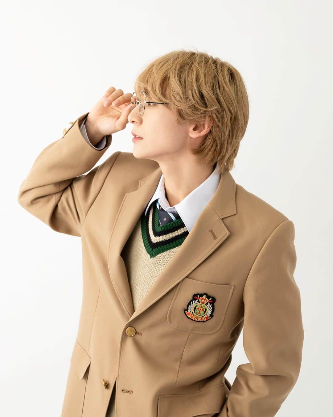 VOYZ_BOY_officialさんのインスタグラム写真 - (VOYZ_BOY_officialInstagram)「🏫✨  VOYZ BOY 学園 雨宮 大晟  グッズにはなっていない別ショットをお届け📸💓  #VOYZBOY #ボイズボーイ #ぼいぼい #雨宮大晟」3月17日 20時28分 - voyz_boy_official
