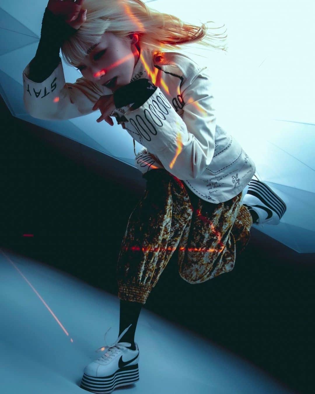 MAMIのインスタグラム：「Line of sight . . . 📸 @takeshiyao」