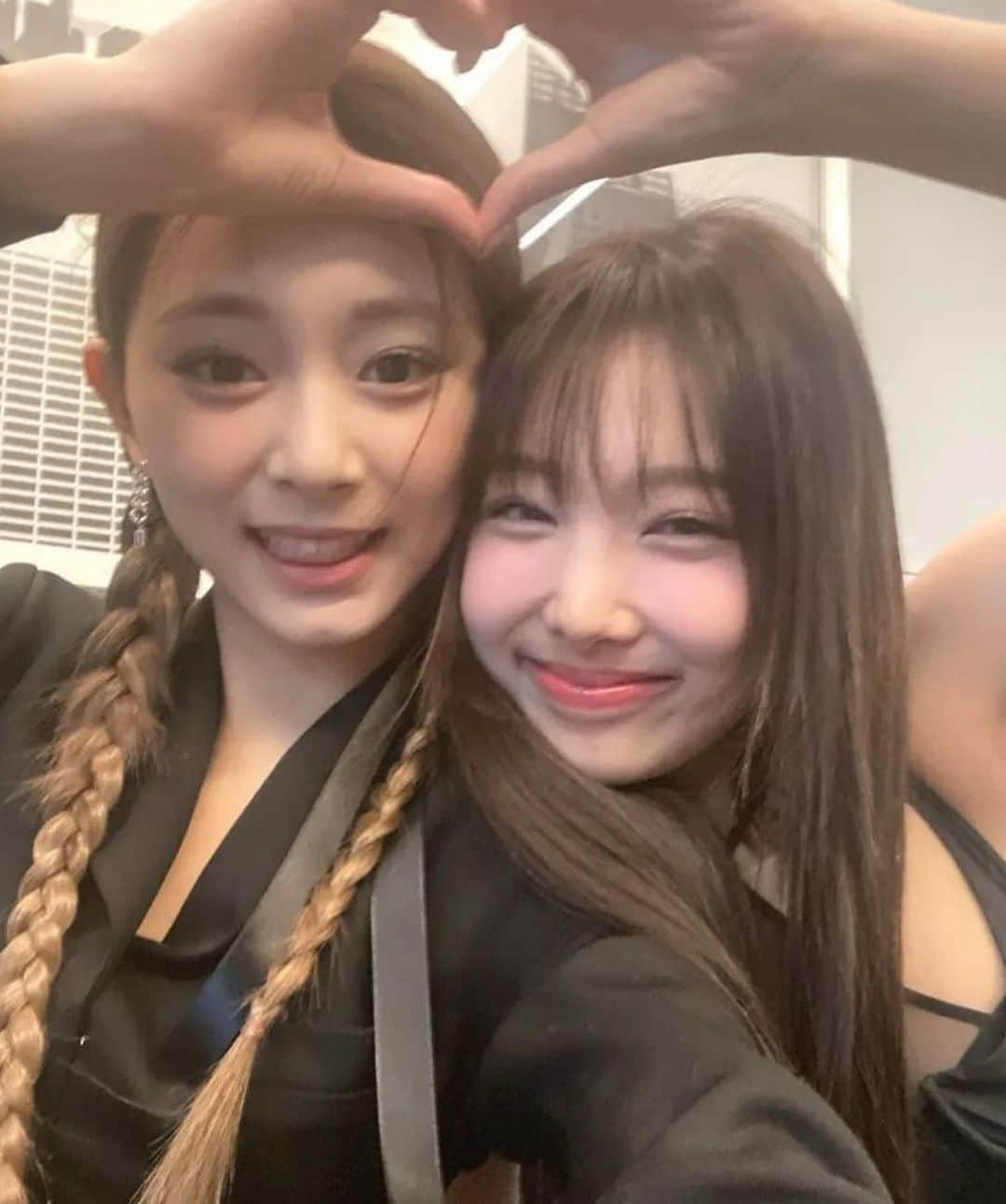 ツウィさんのインスタグラム写真 - (ツウィInstagram)「예쁜 멤버들🦌」3月17日 21時11分 - chou_tzuyu