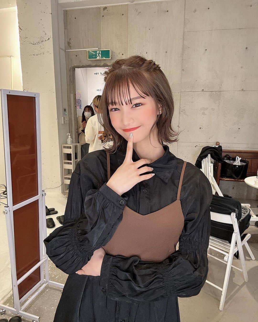 らなさんのインスタグラム写真 - (らなInstagram)「髪型かわいいよね！？やってもらいました😃🫶🏻」3月17日 21時22分 ...